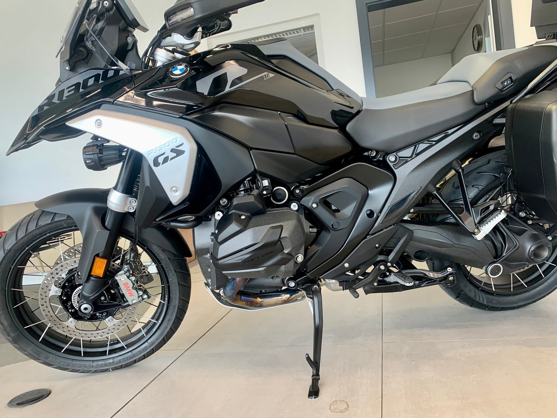 BMW R 1300 GS-image-6