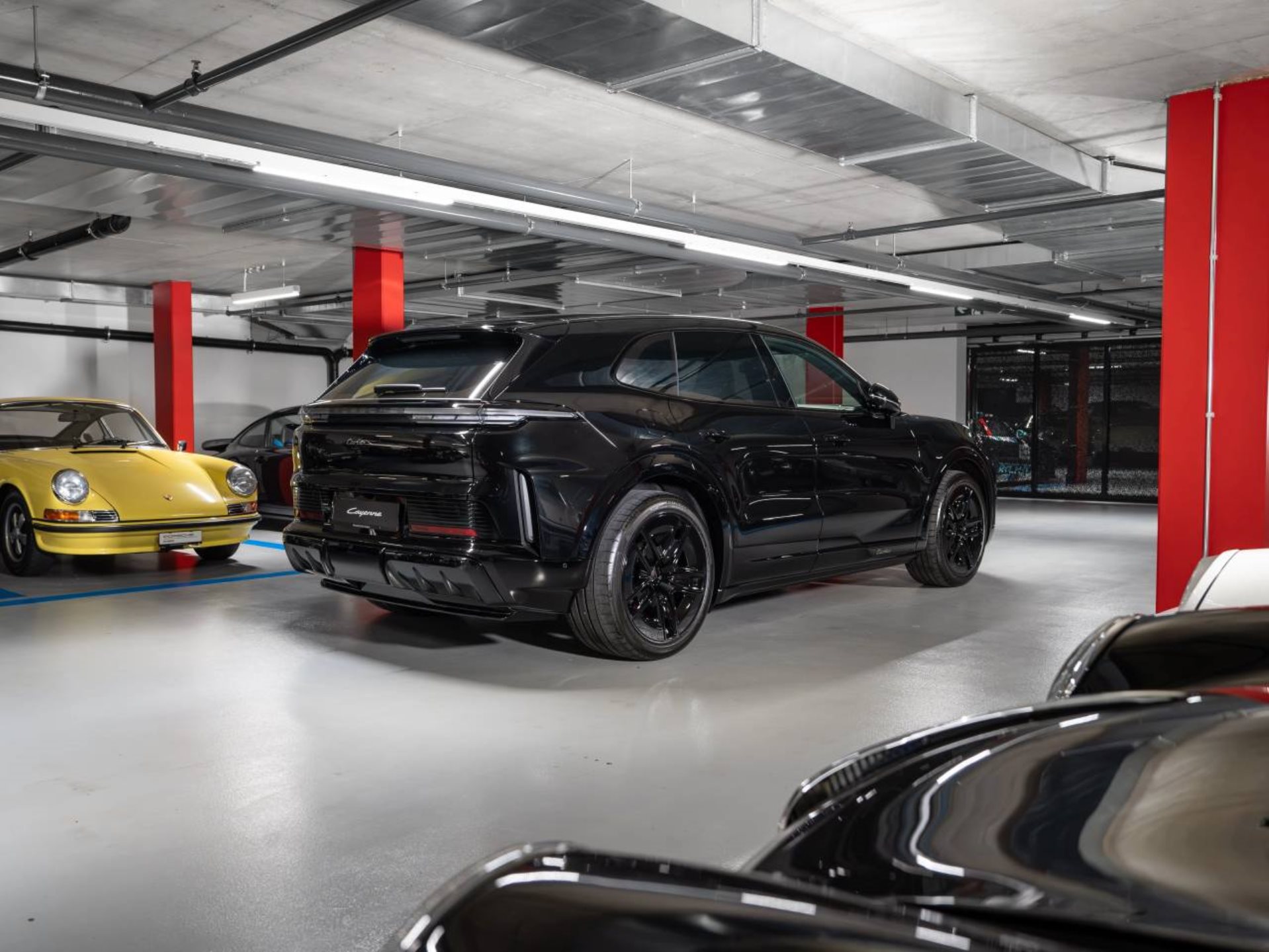 PORSCHE Cayenne Turbo Electric-image-7