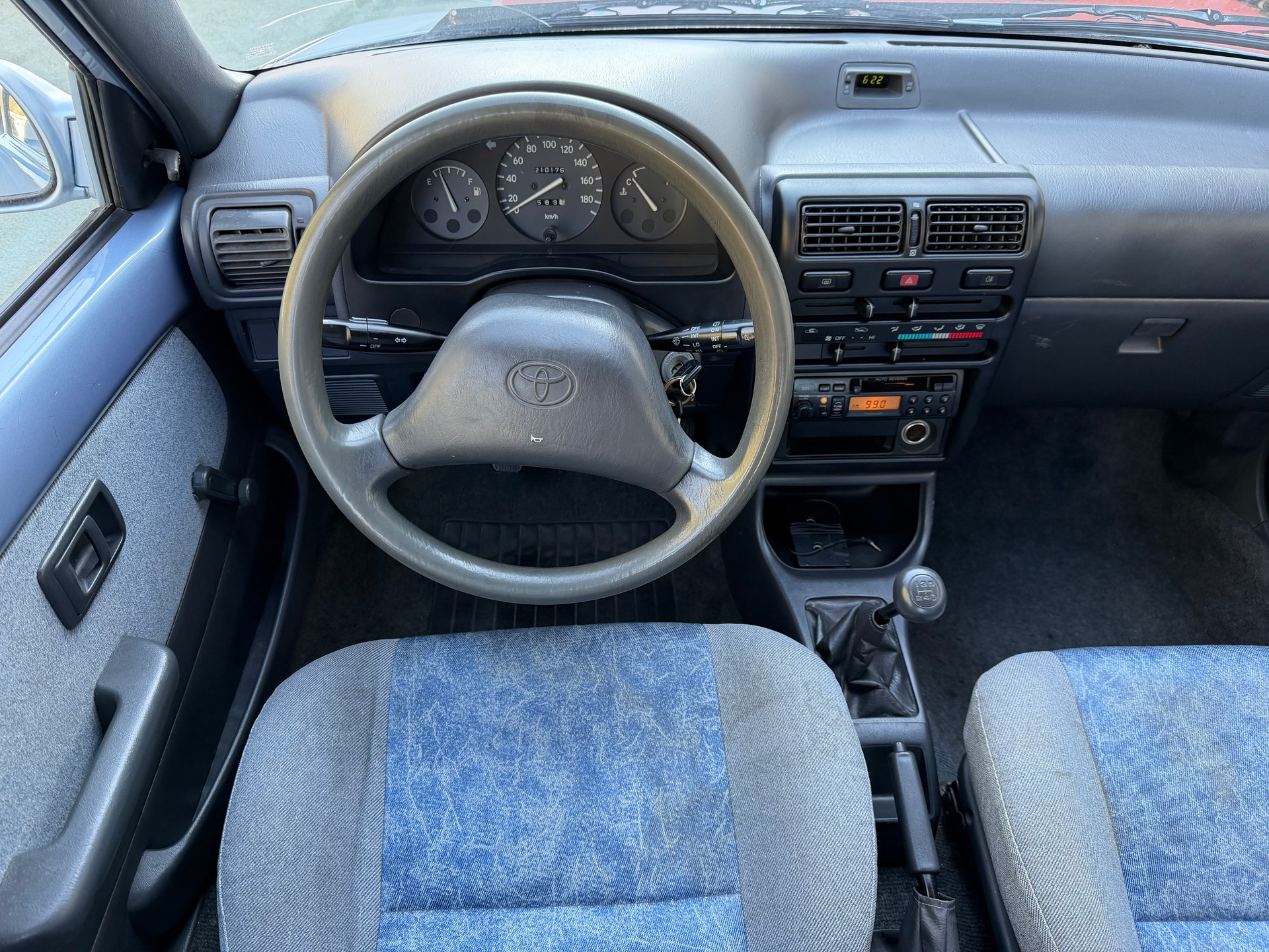 TOYOTA Starlet 1.3 XLi Dance-image-7