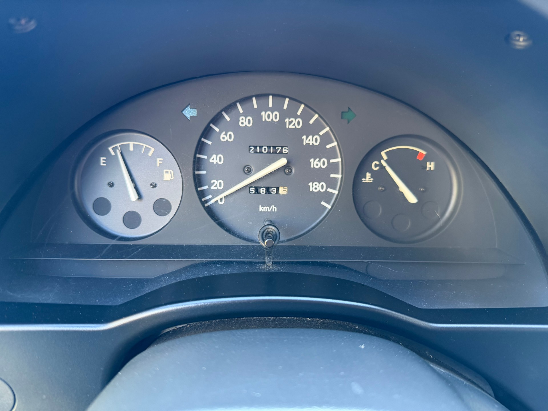 TOYOTA Starlet 1.3 XLi Dance-image-6