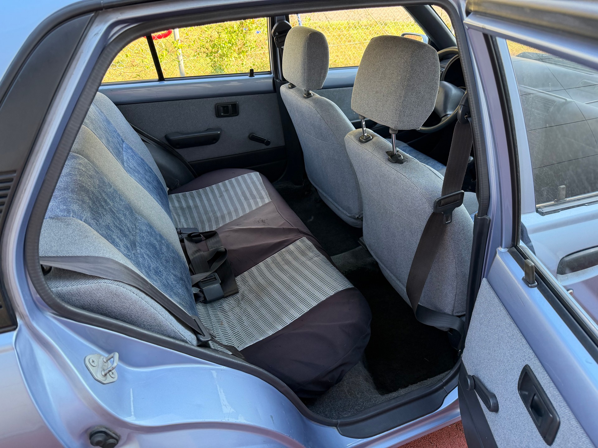 TOYOTA Starlet 1.3 XLi Dance-image-10