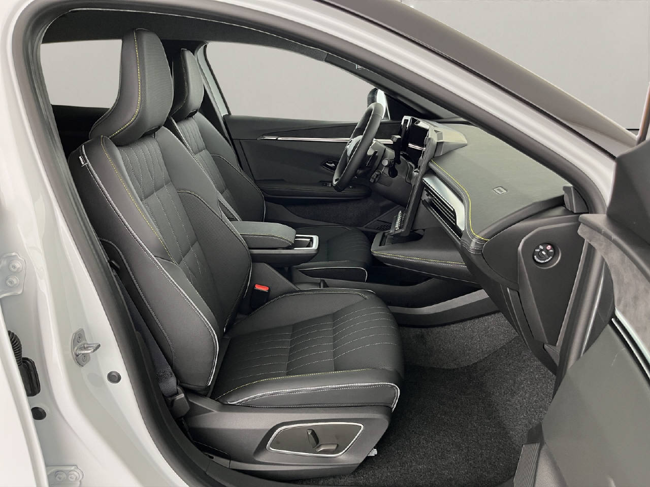 RENAULT Mégane E-Tech iconic-image-6