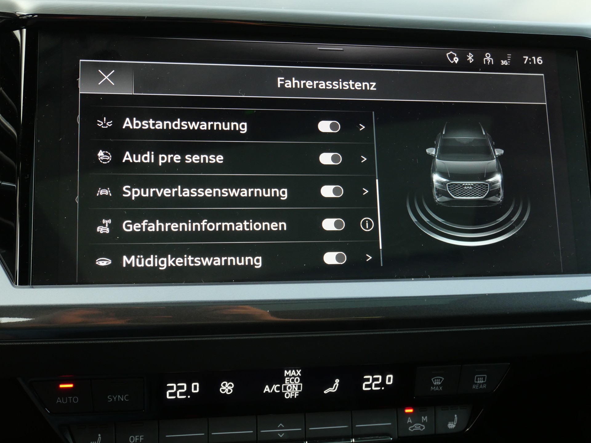 AUDI Q4 e-tron 45 Attraction S-Line quattro *CH-Auto, Panoramadach, 8 Reifen*-image-18
