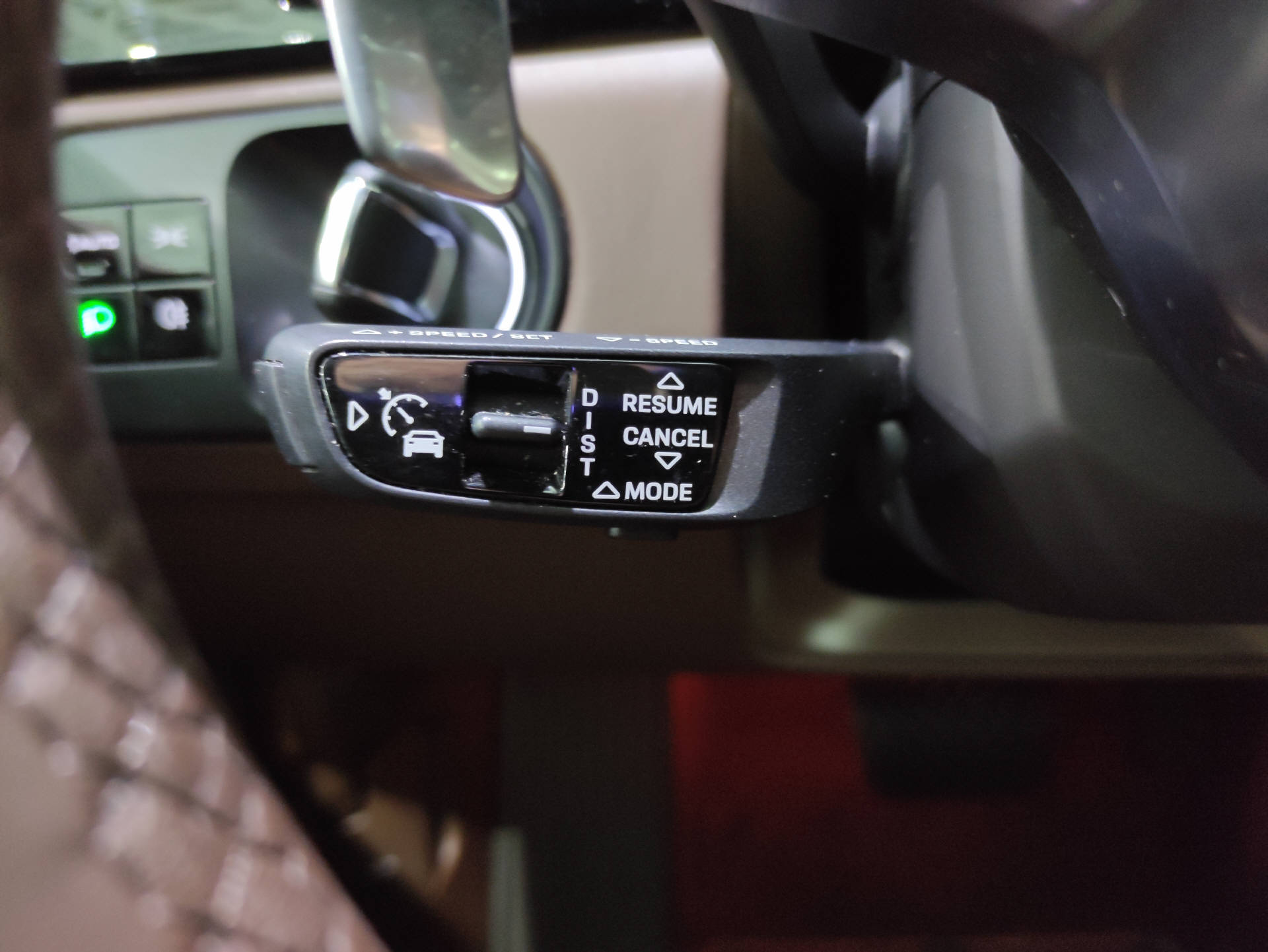 PORSCHE Cayenne 3.0 V6-image-8