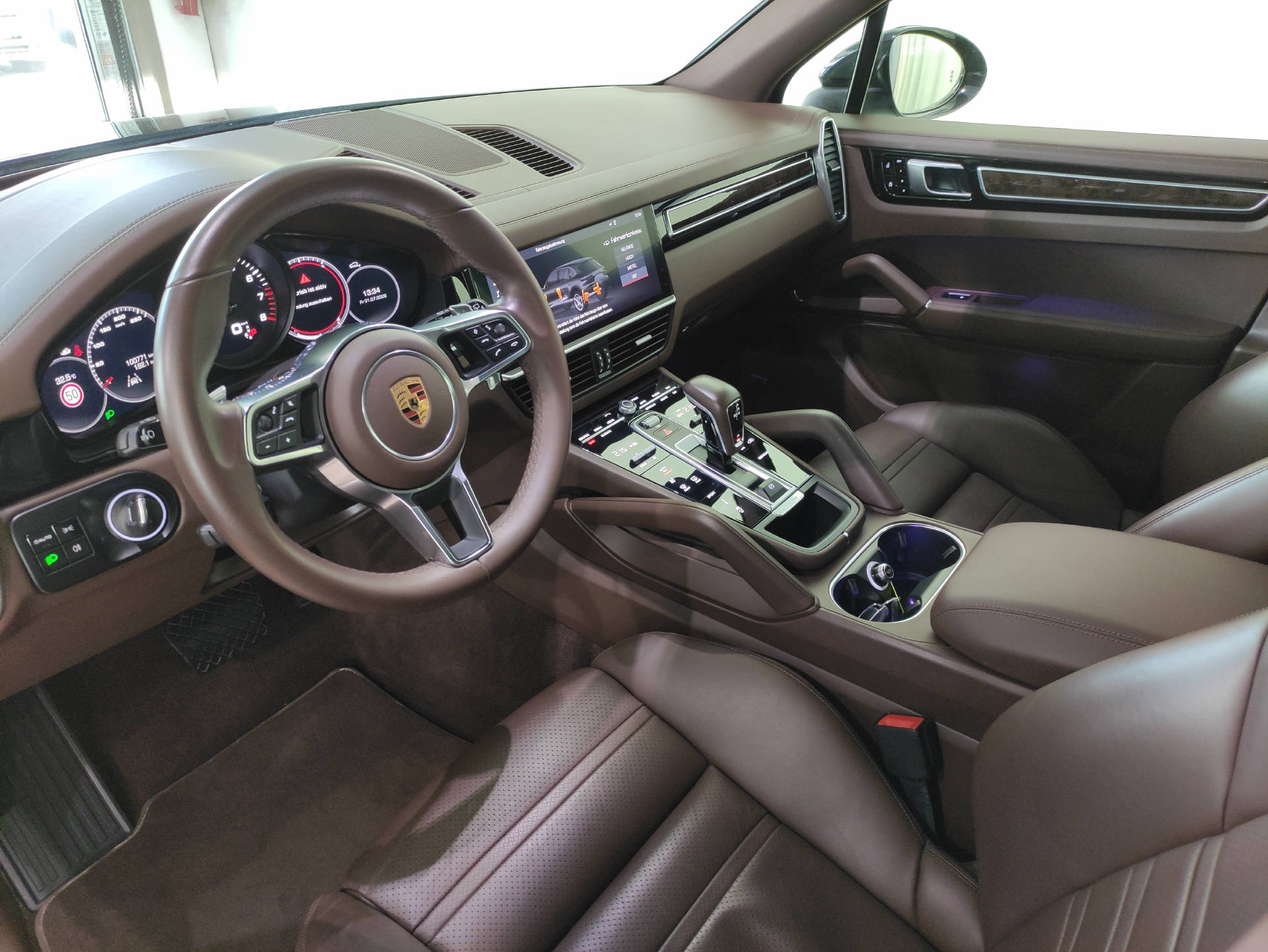 PORSCHE Cayenne 3.0 V6-image-3