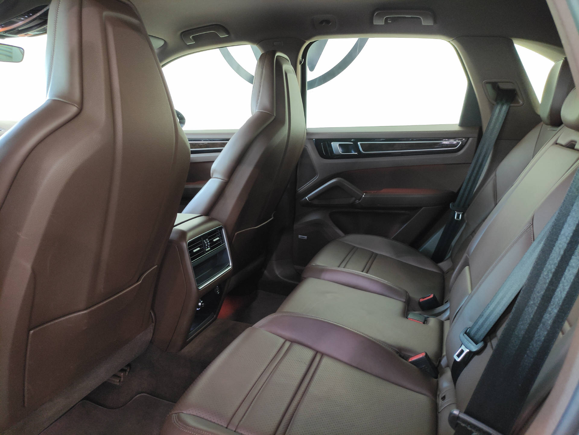 PORSCHE Cayenne 3.0 V6-image-15