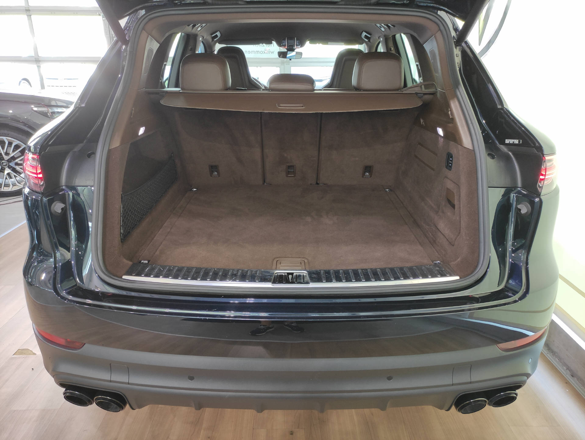 PORSCHE Cayenne 3.0 V6-image-17