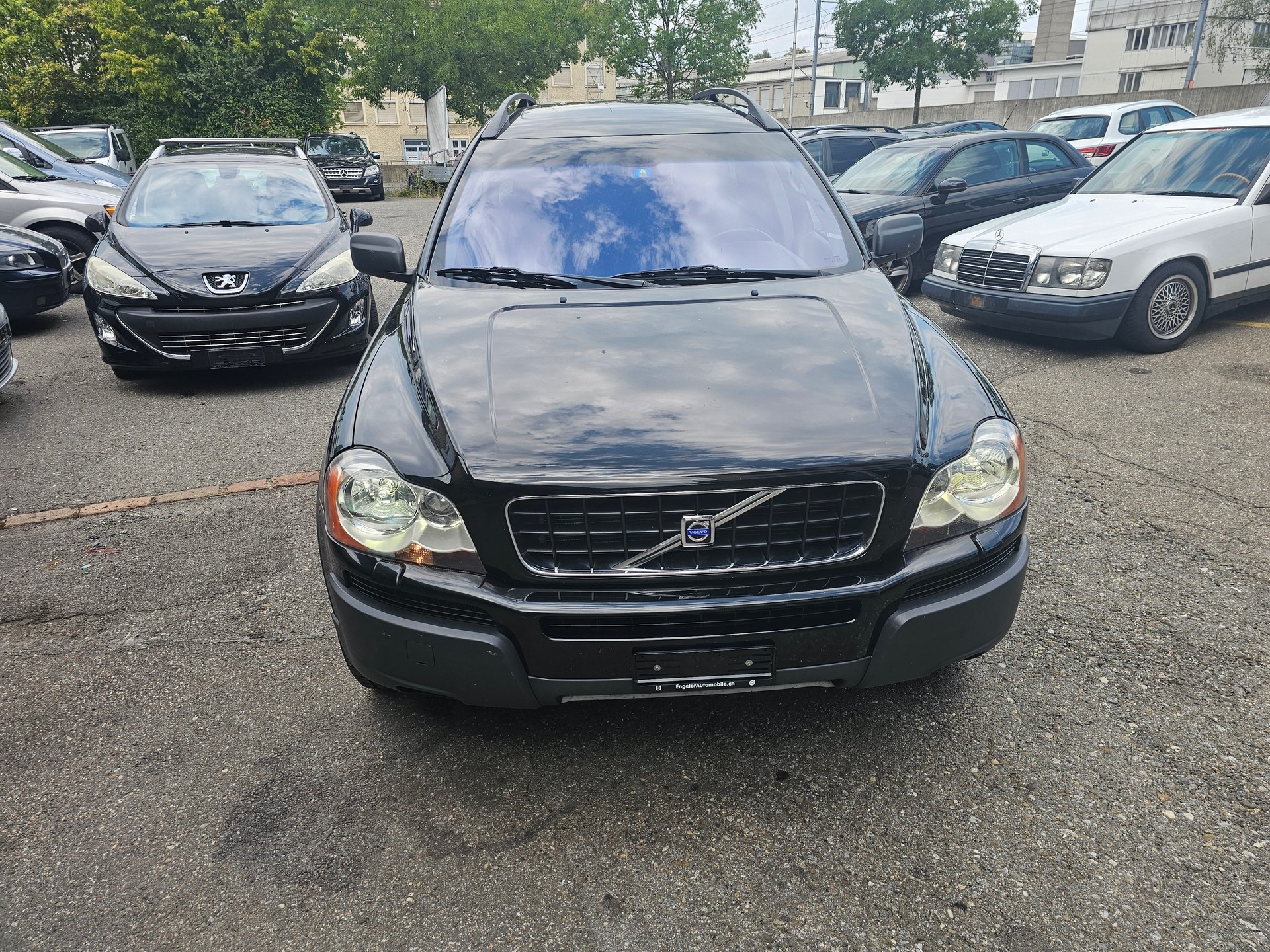 VOLVO XC90 T6 AWD Geartronic-image-4