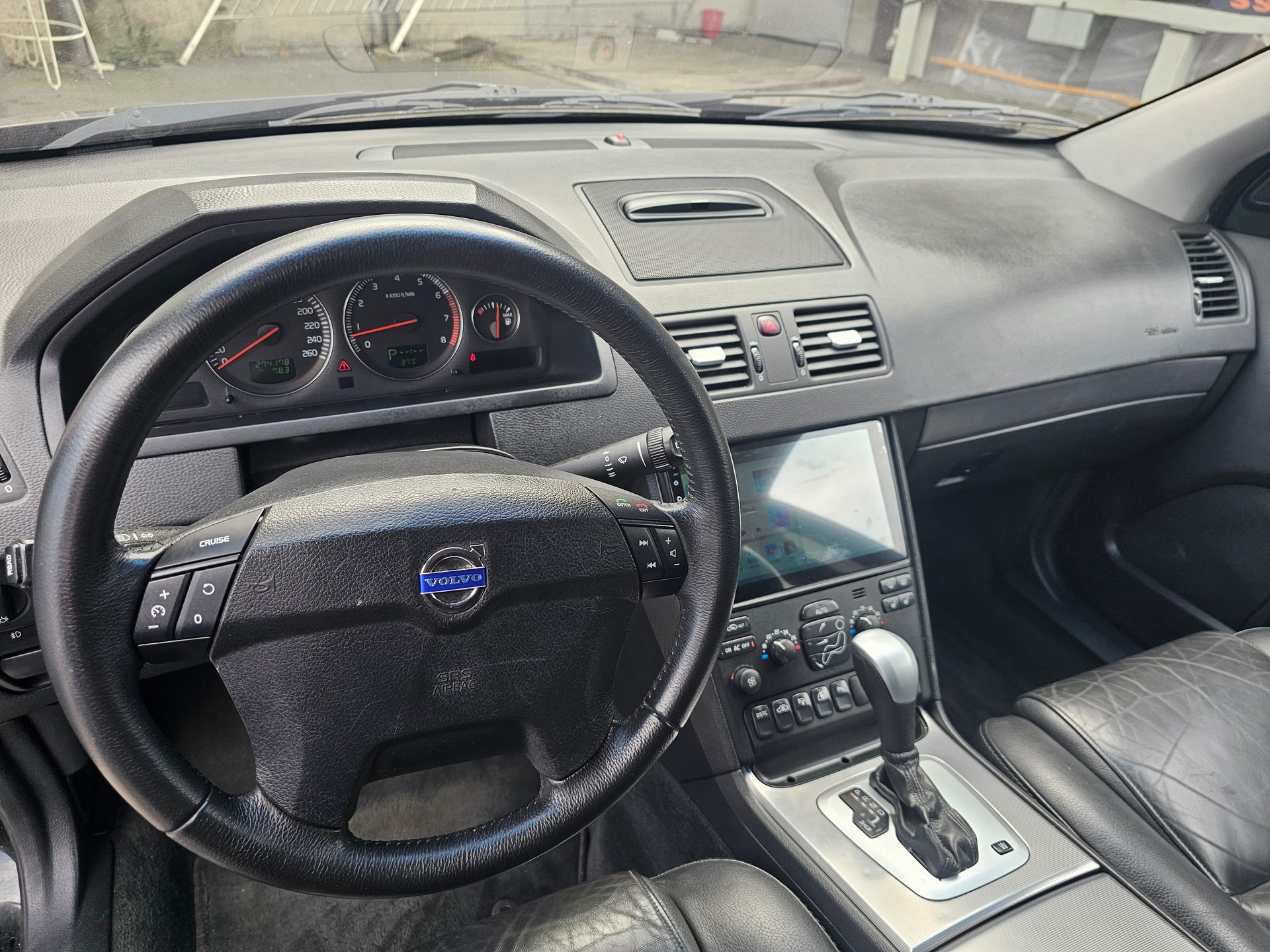 VOLVO XC90 T6 AWD Geartronic-image-7