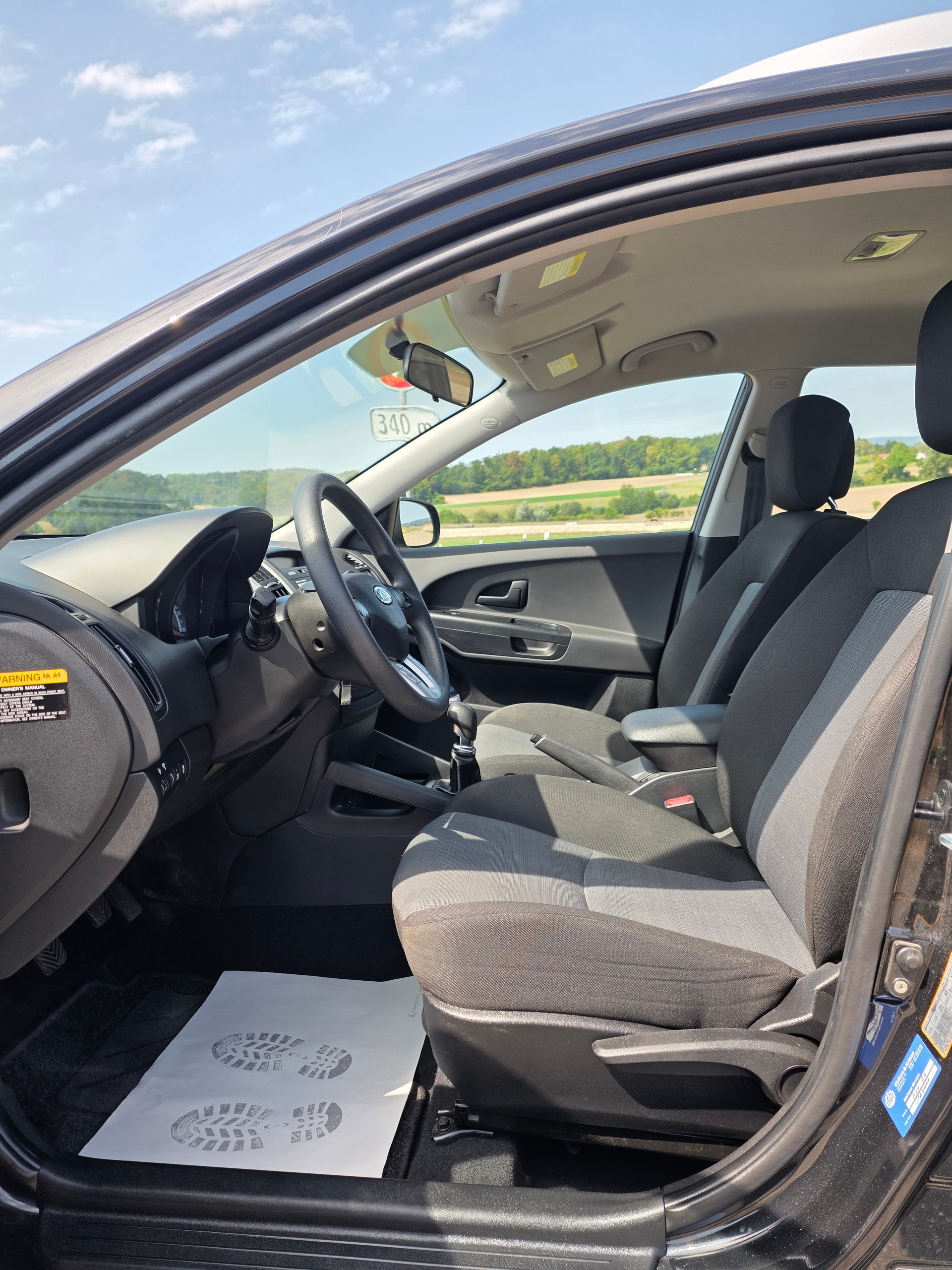 KIA Cee'd Sporty Wagon 1.4 16V Basic-image-9