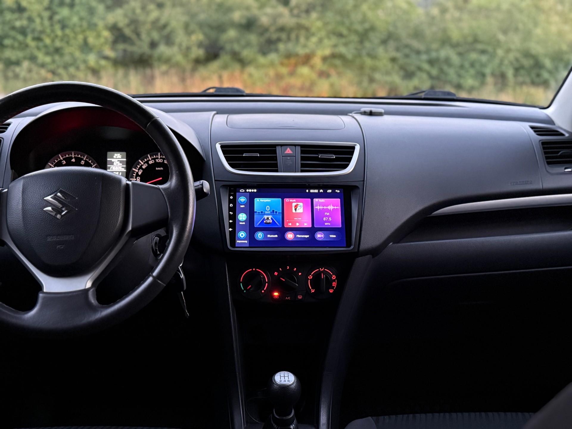 SUZUKI Swift 1.2i 16V GL-image-10