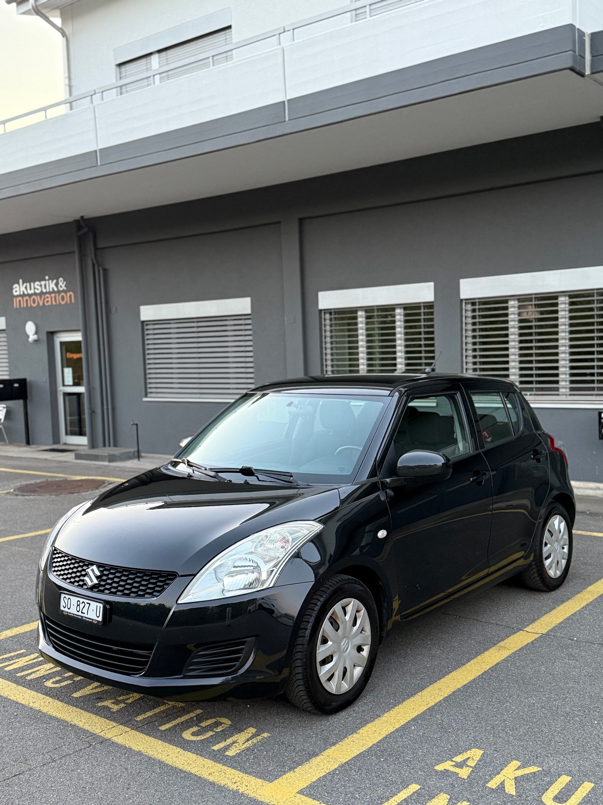 SUZUKI Swift 1.2i 16V GL-image-0