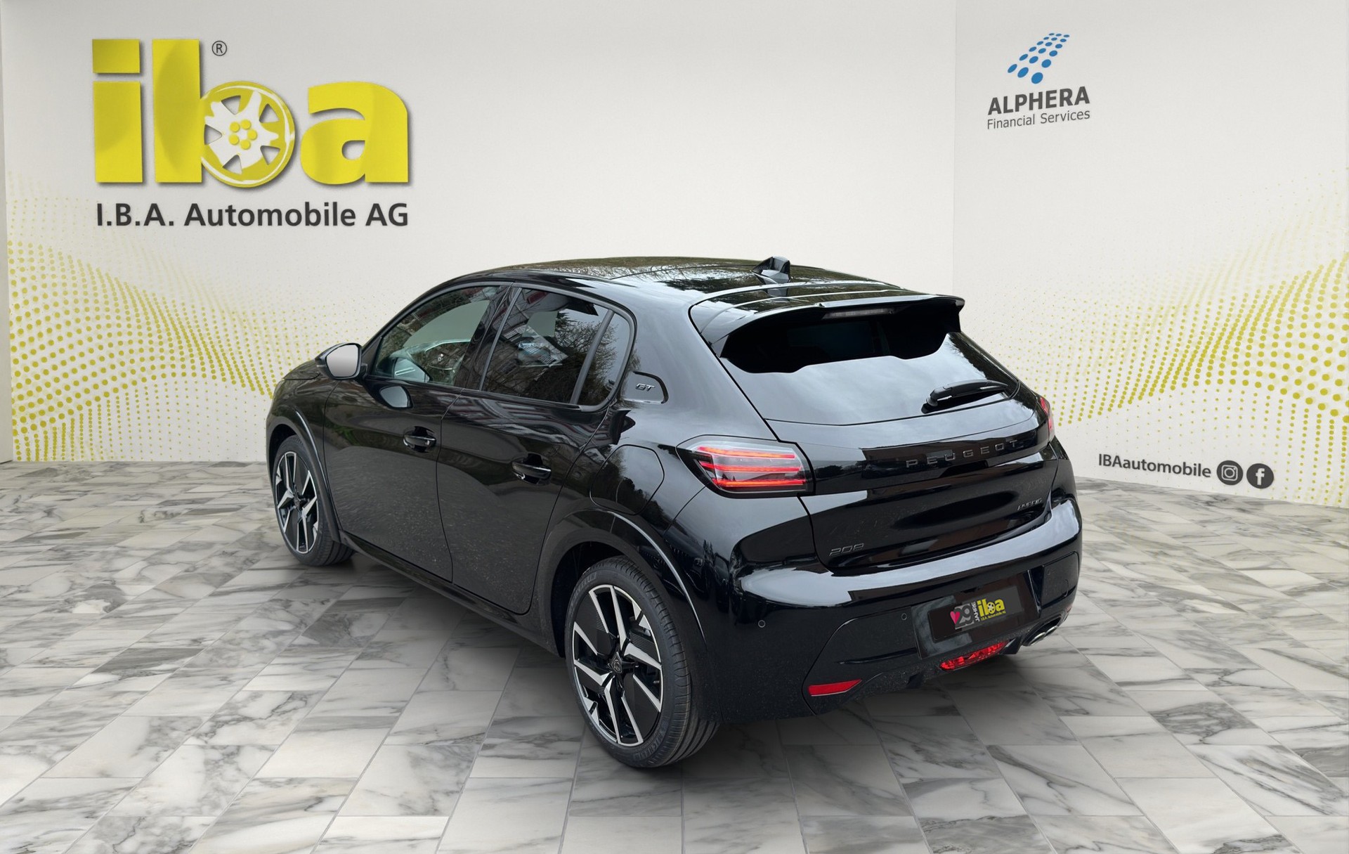 PEUGEOT 208 1.2 MHEV 145 GT Aut. Panorama-Glasdach-image-2