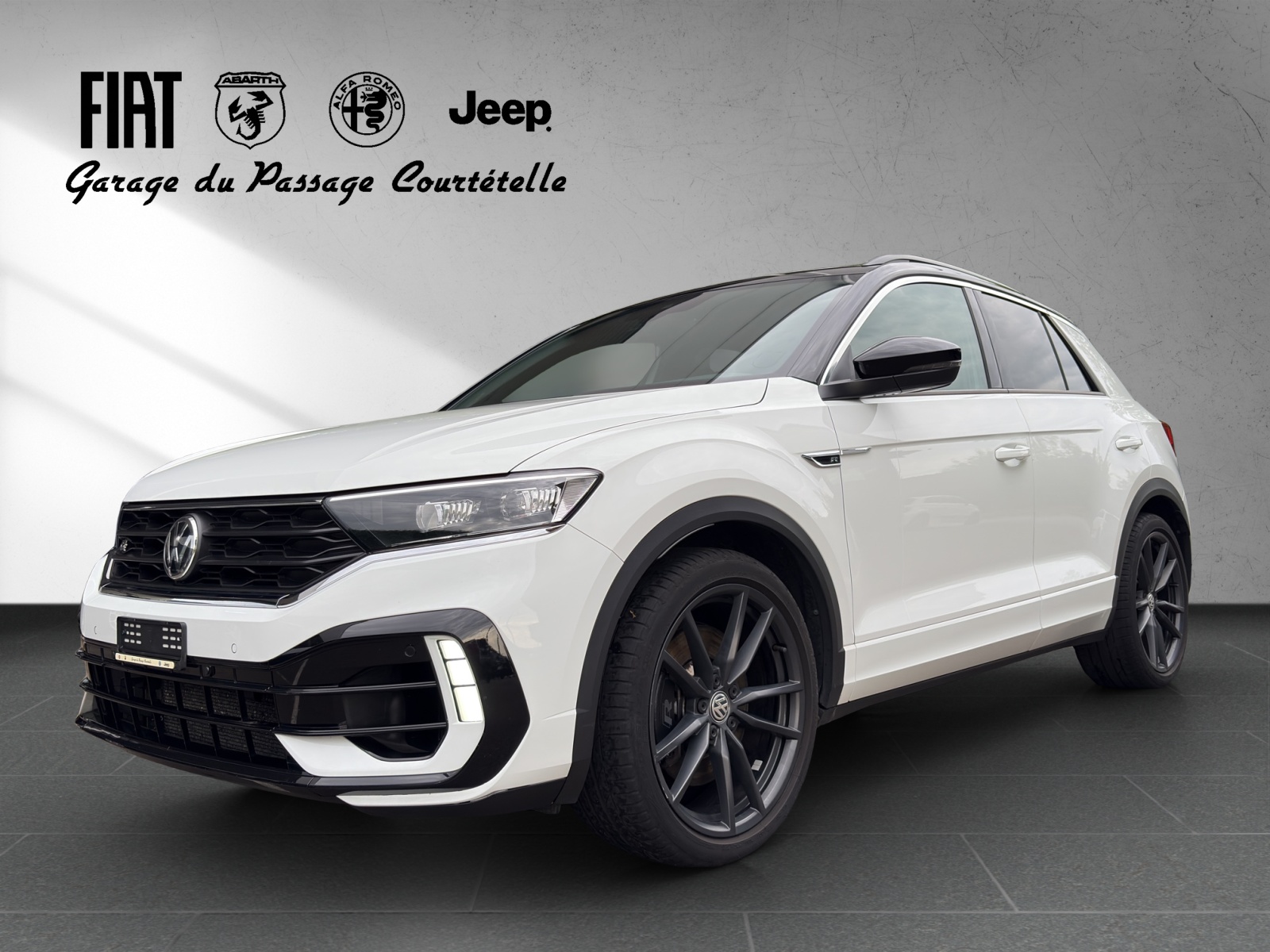 VW T-Roc 2.0 TSI R DSG 4Motion-image-1