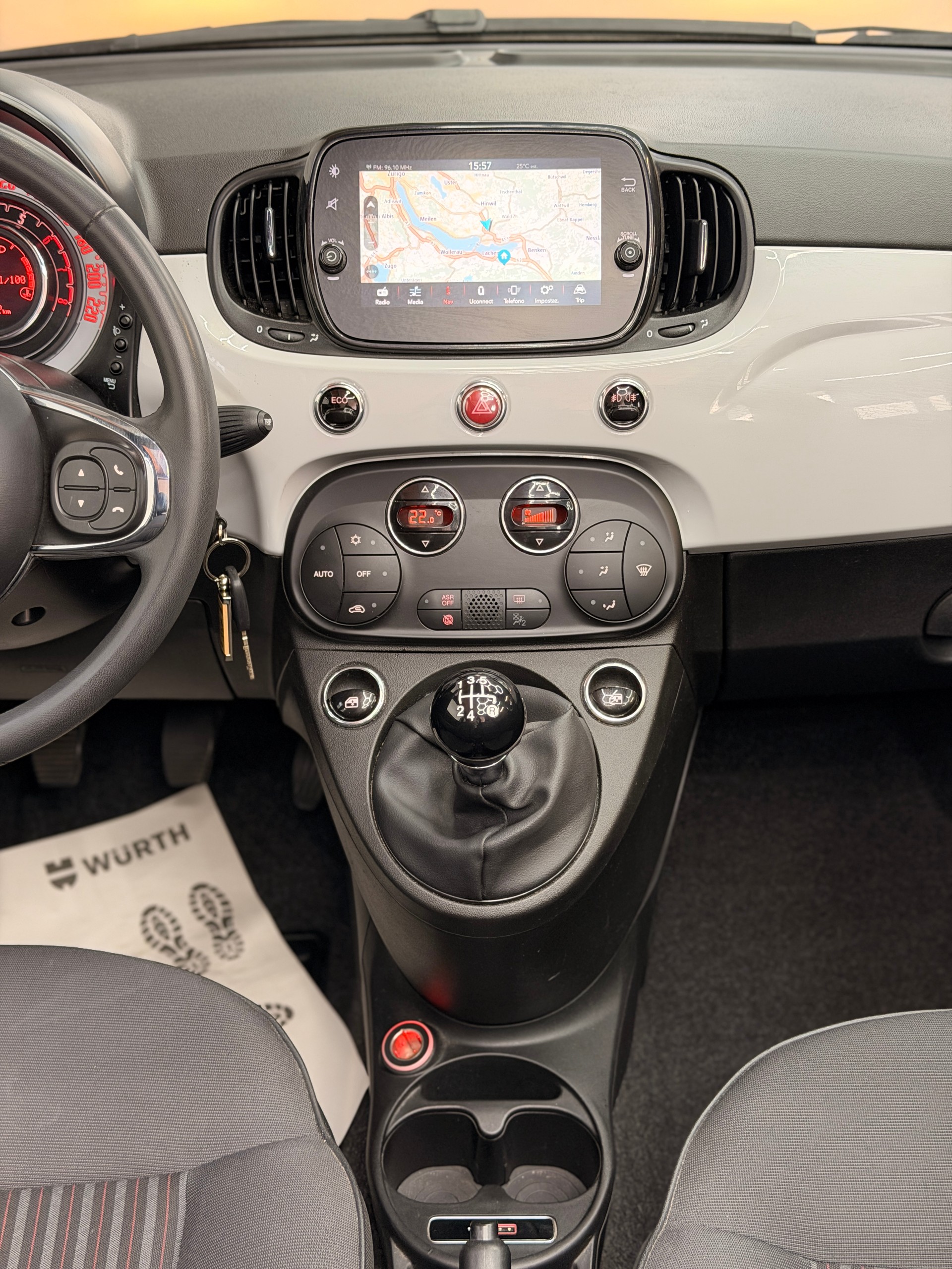 FIAT 500C 0.9 Twinair 120th Anniversary-image-8