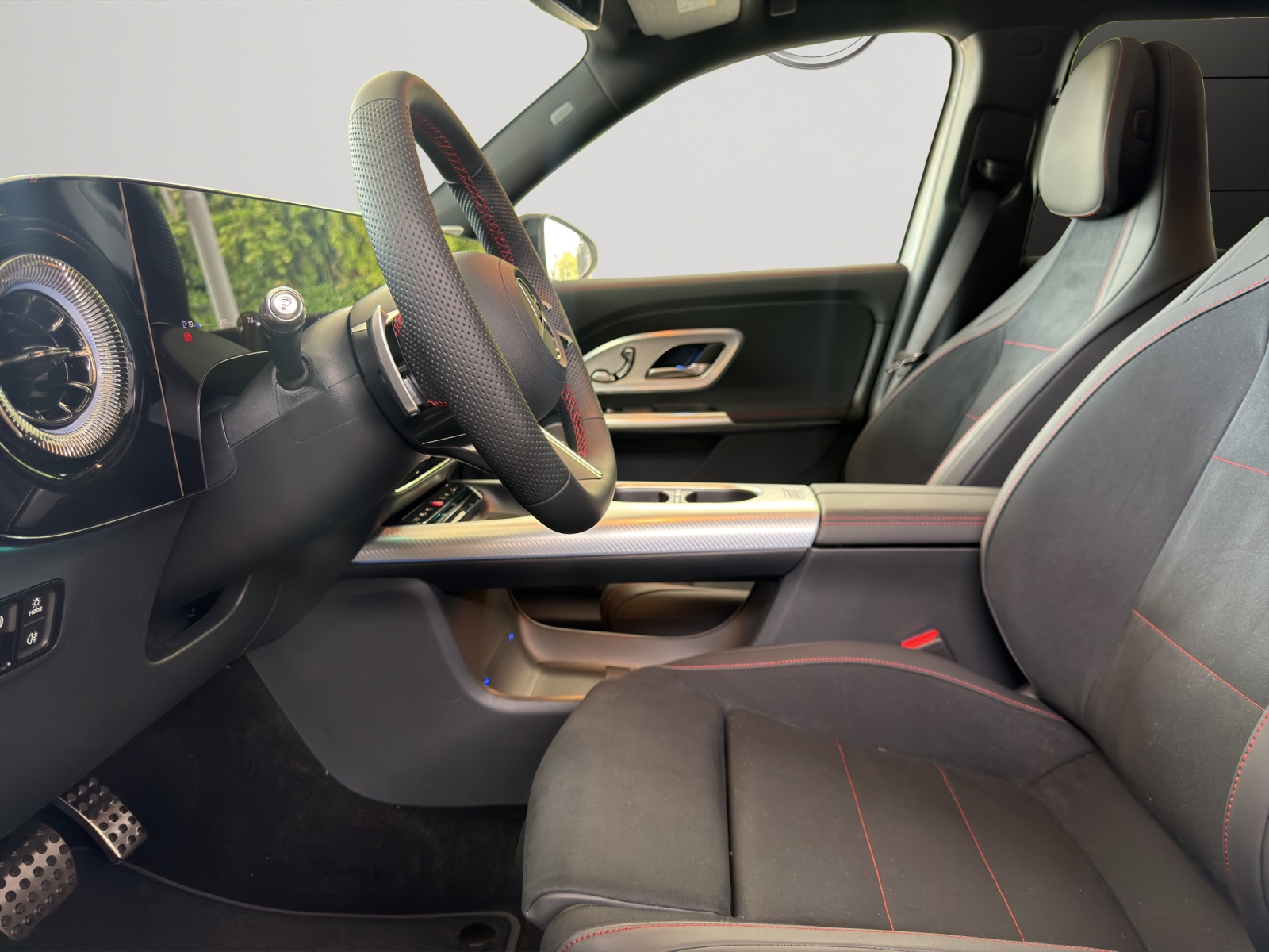 Image MERCEDES-BENZ GLB-350 GLB 350 4MATIC EQ