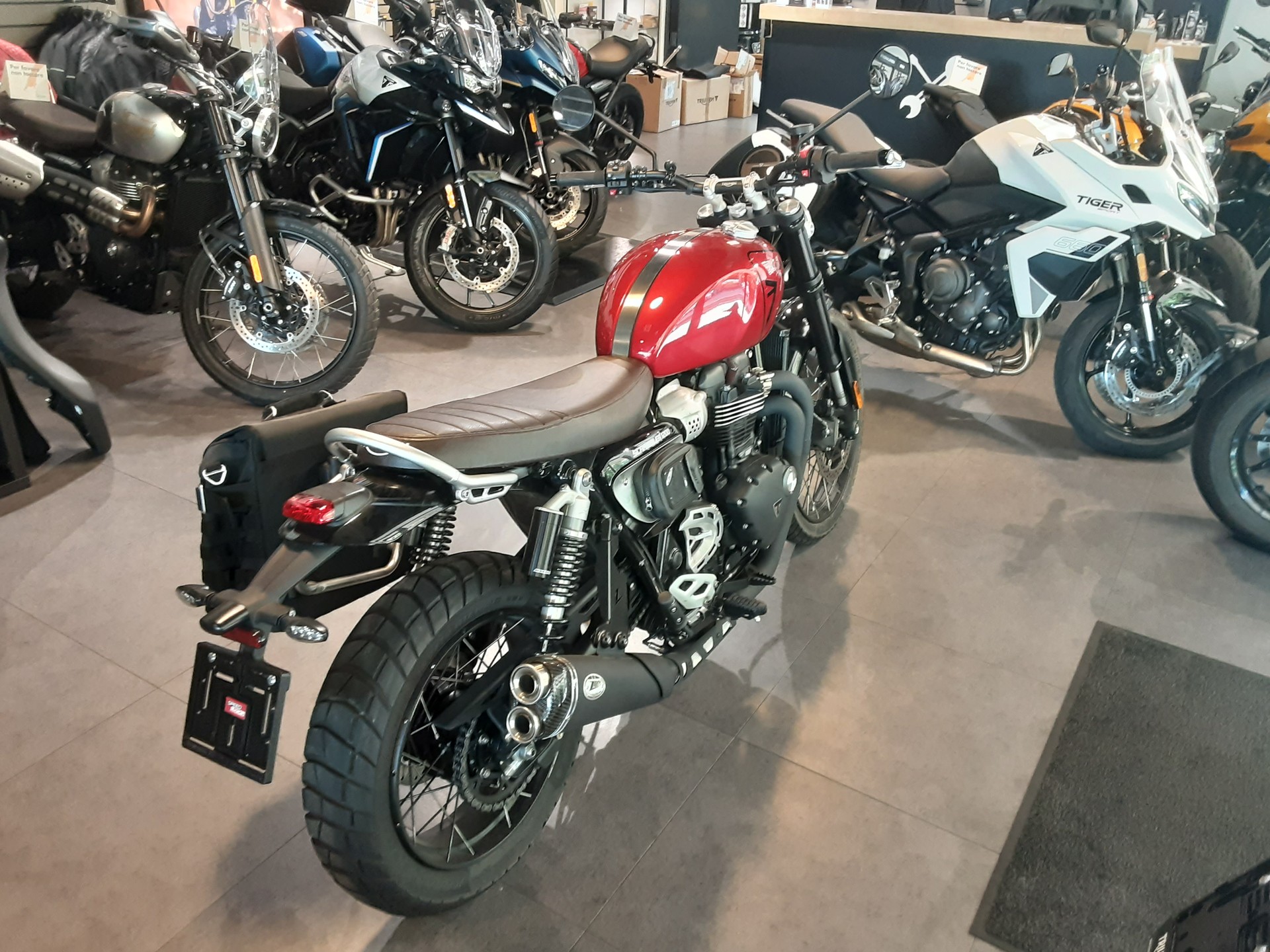 TRIUMPH Scrambler 1200 X-image-4