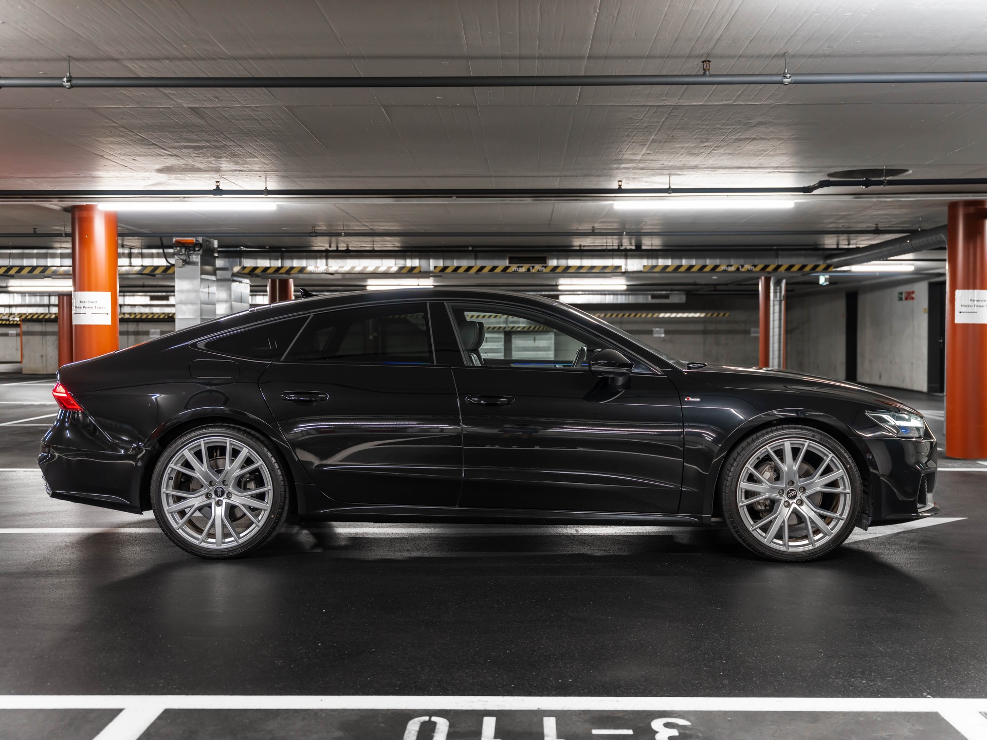 AUDI A7 Sportback 45 TDI quattro S-tronic-image-11