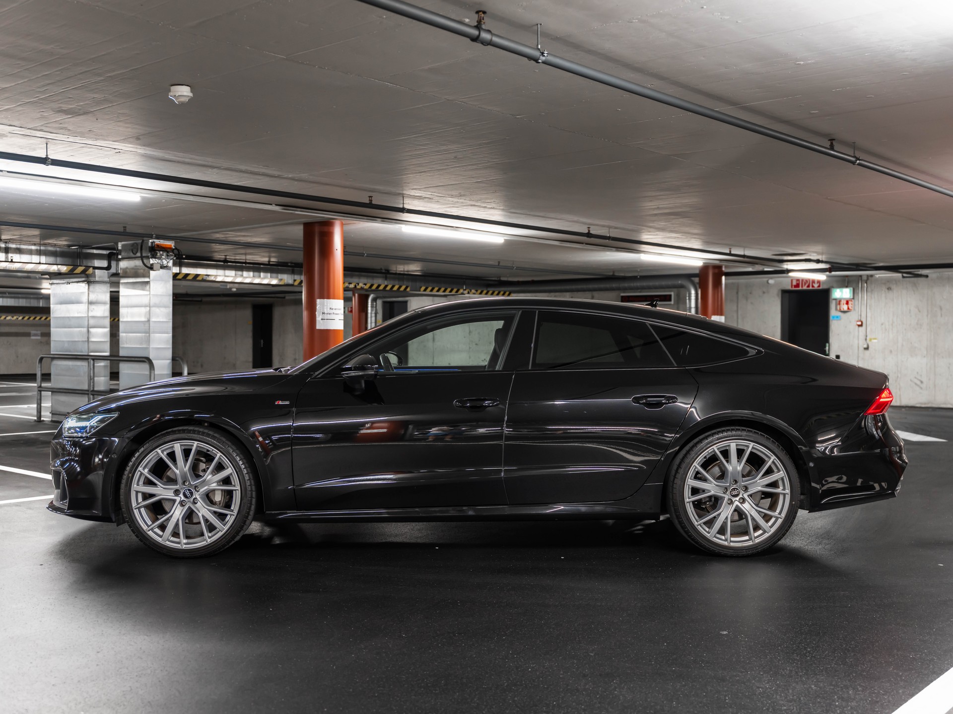AUDI A7 Sportback 45 TDI quattro S-tronic-image-4