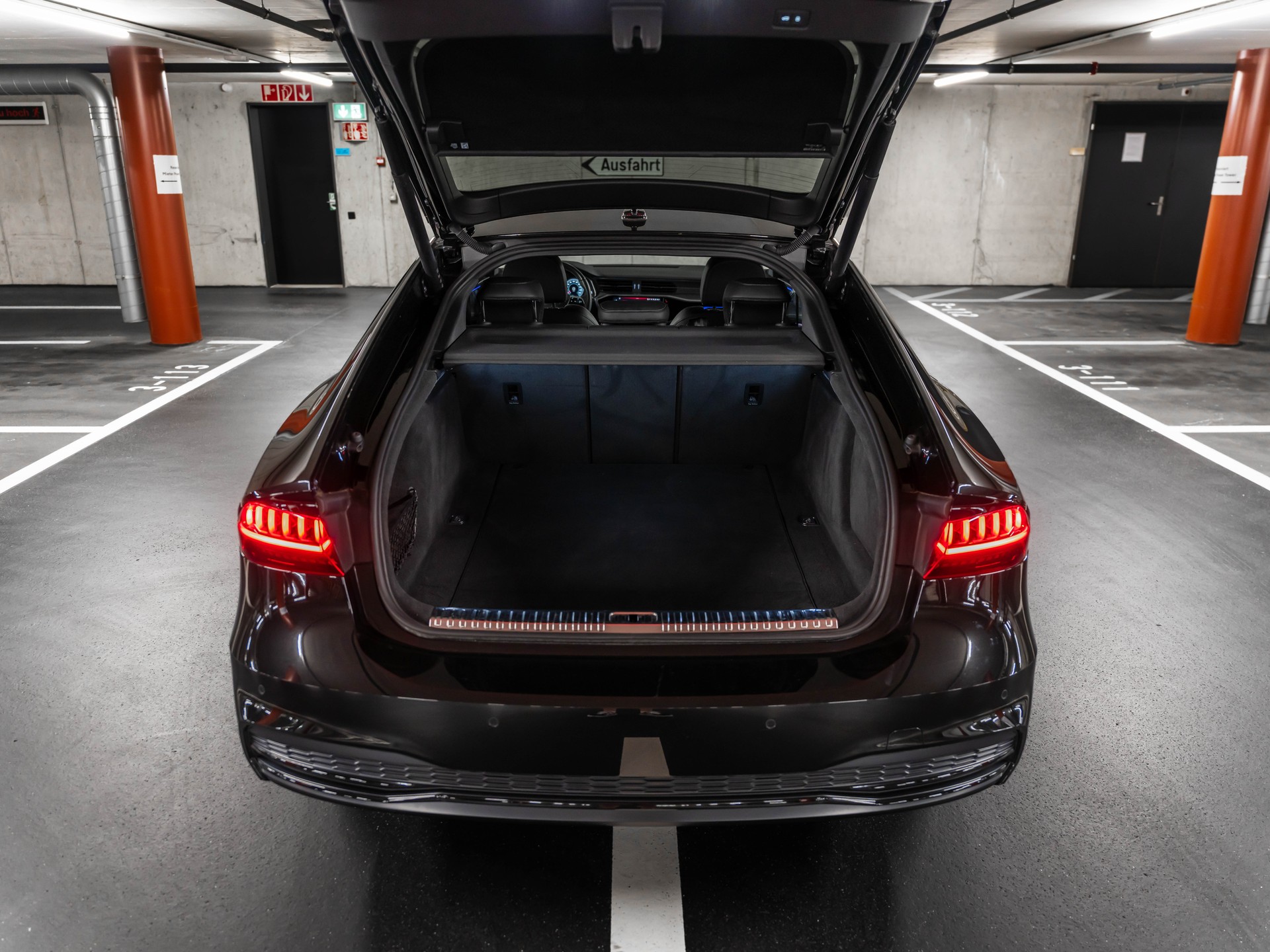 AUDI A7 Sportback 45 TDI quattro S-tronic-image-8