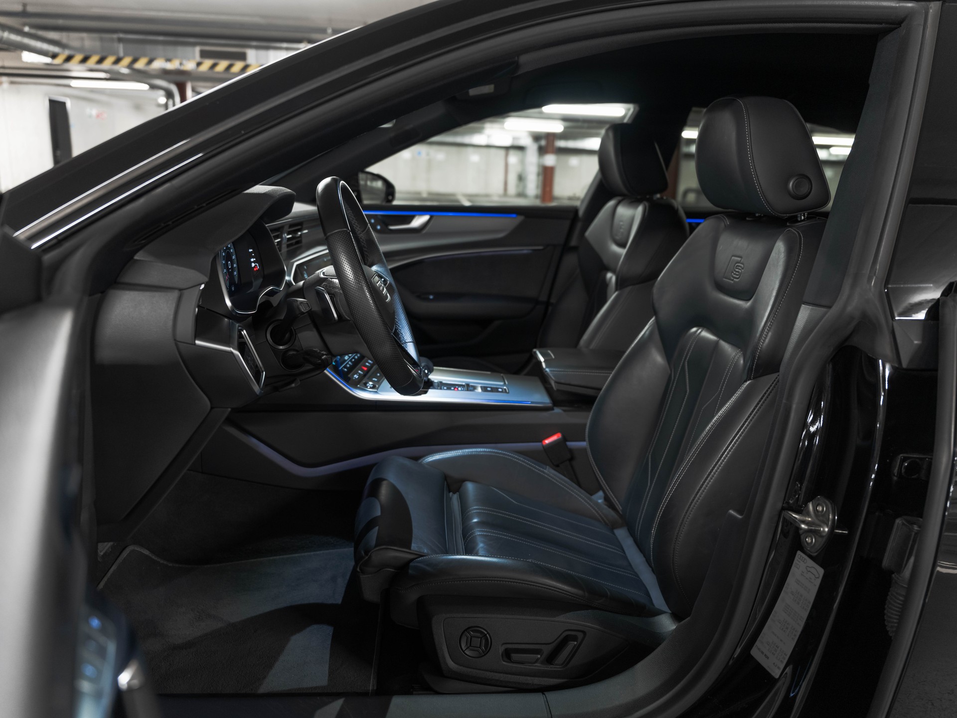 AUDI A7 Sportback 45 TDI quattro S-tronic-image-27