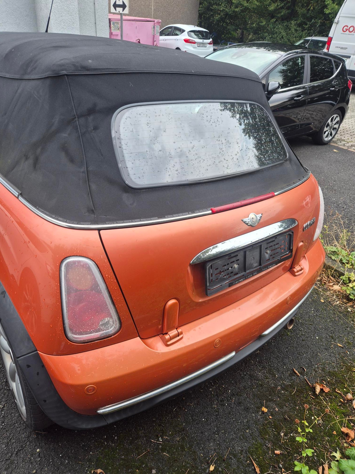 MINI Cooper Cabriolet-image-5
