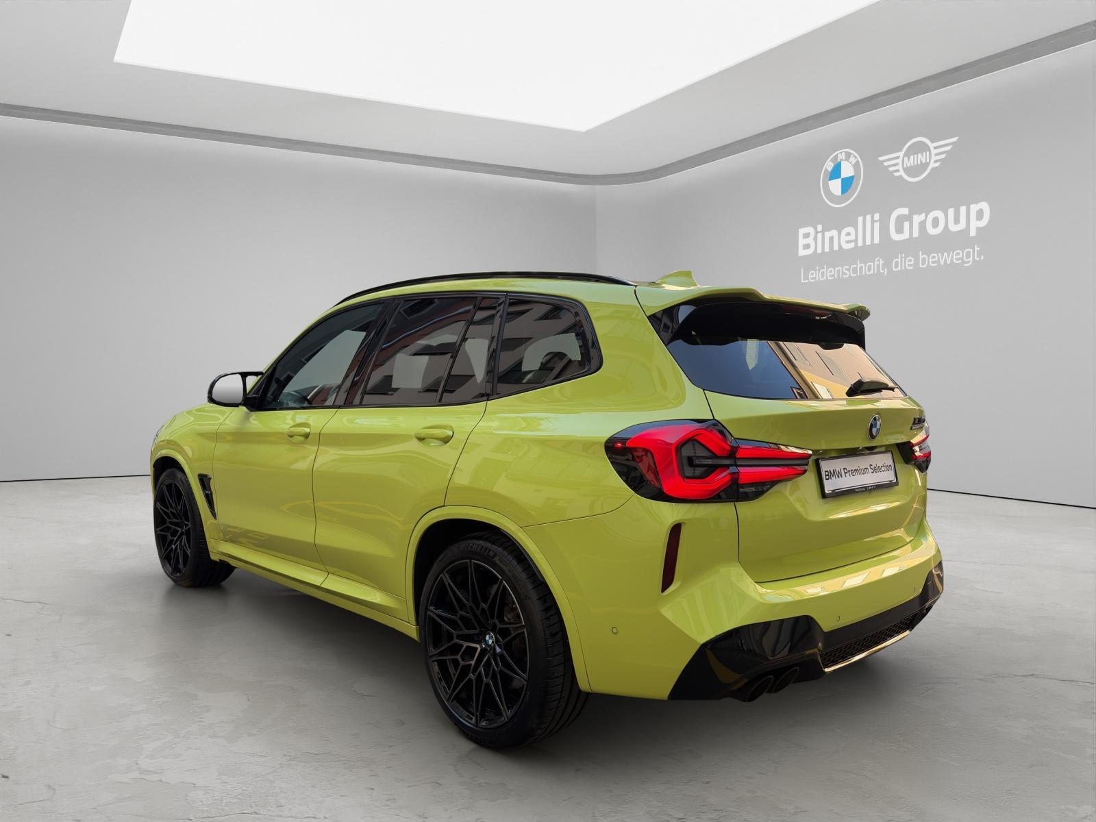 BMW X3 M Competition-showroom-element-3