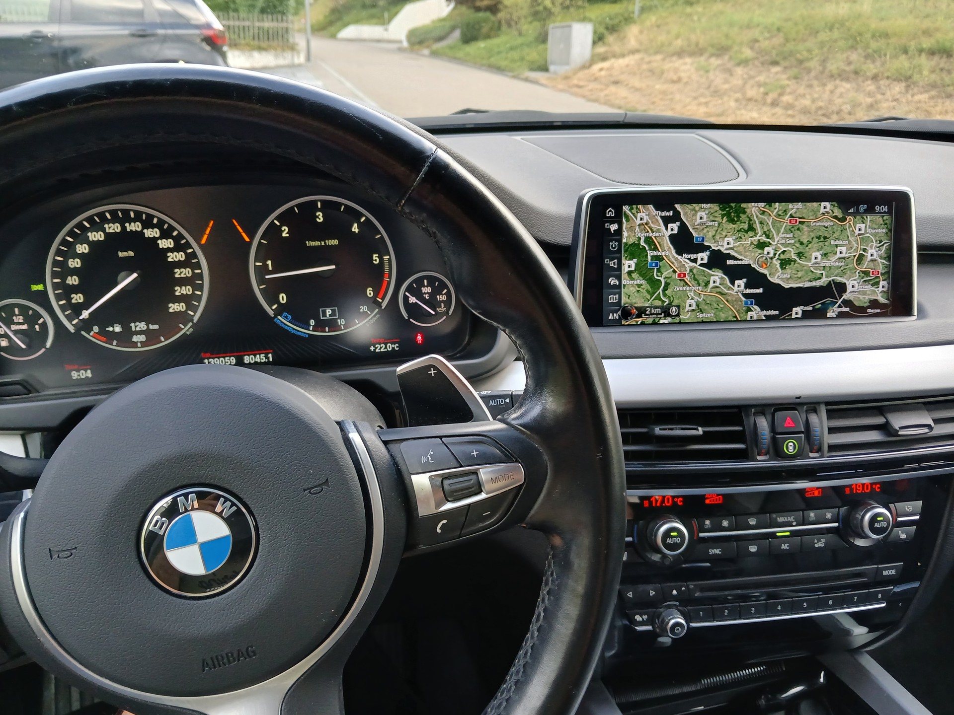 BMW 30d xDrive SAG-image-8