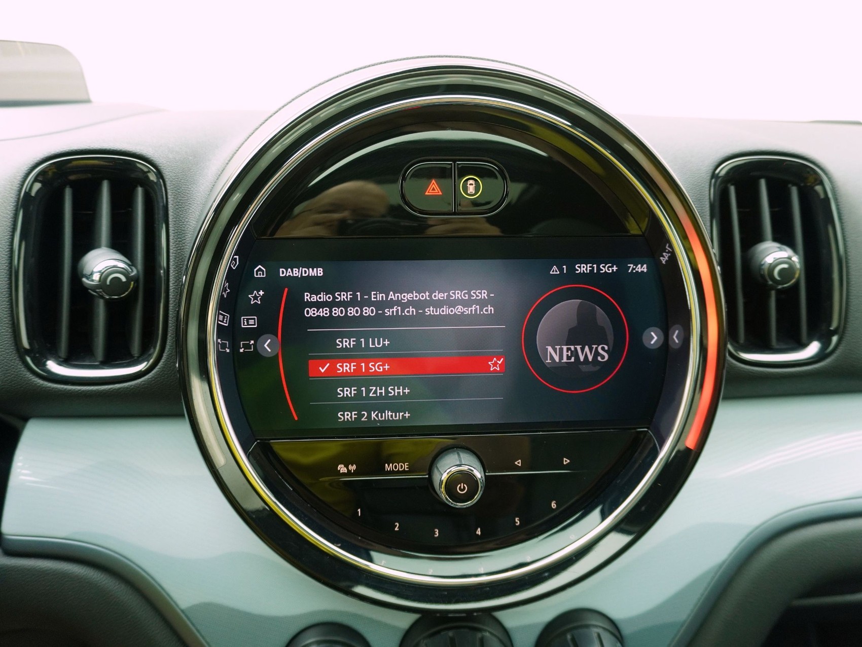 MINI Mini Countryman F60 1.5i Cooper S E ALL4-image-18