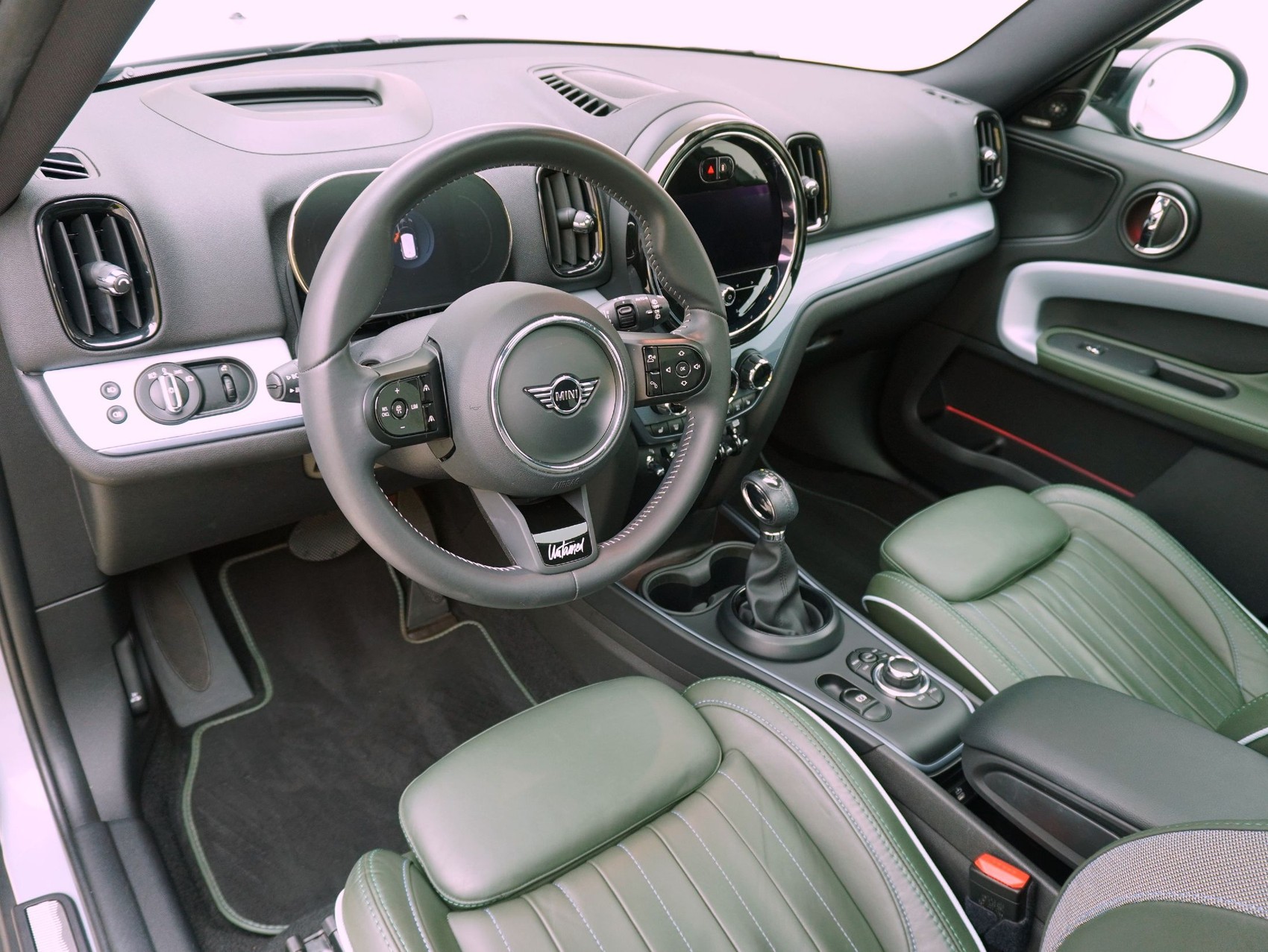 MINI Mini Countryman F60 1.5i Cooper S E ALL4-image-10