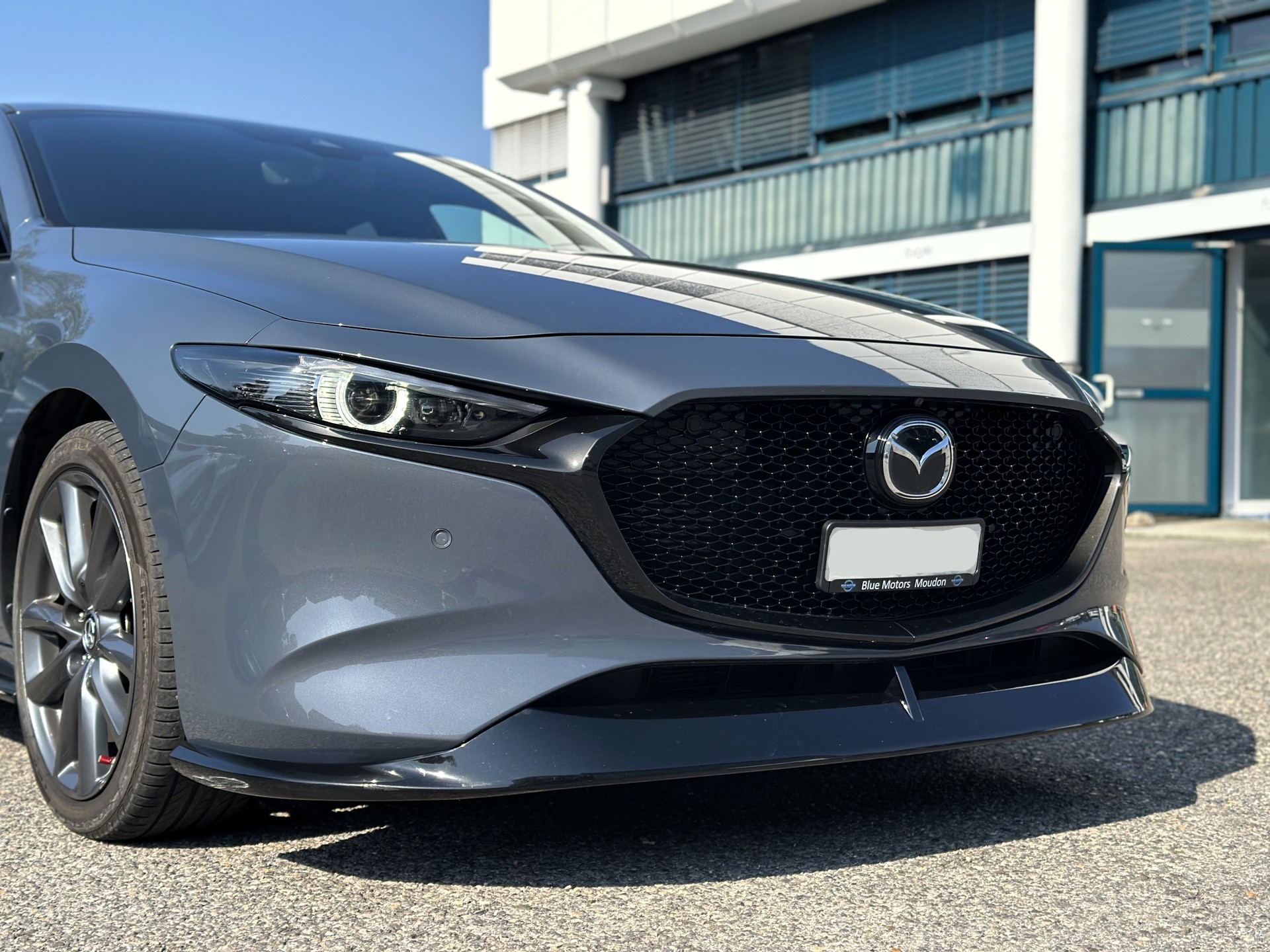 MAZDA 3 Hatchback SKYACTIV-X MHybrid 186 Homura AWD Automat-image-3