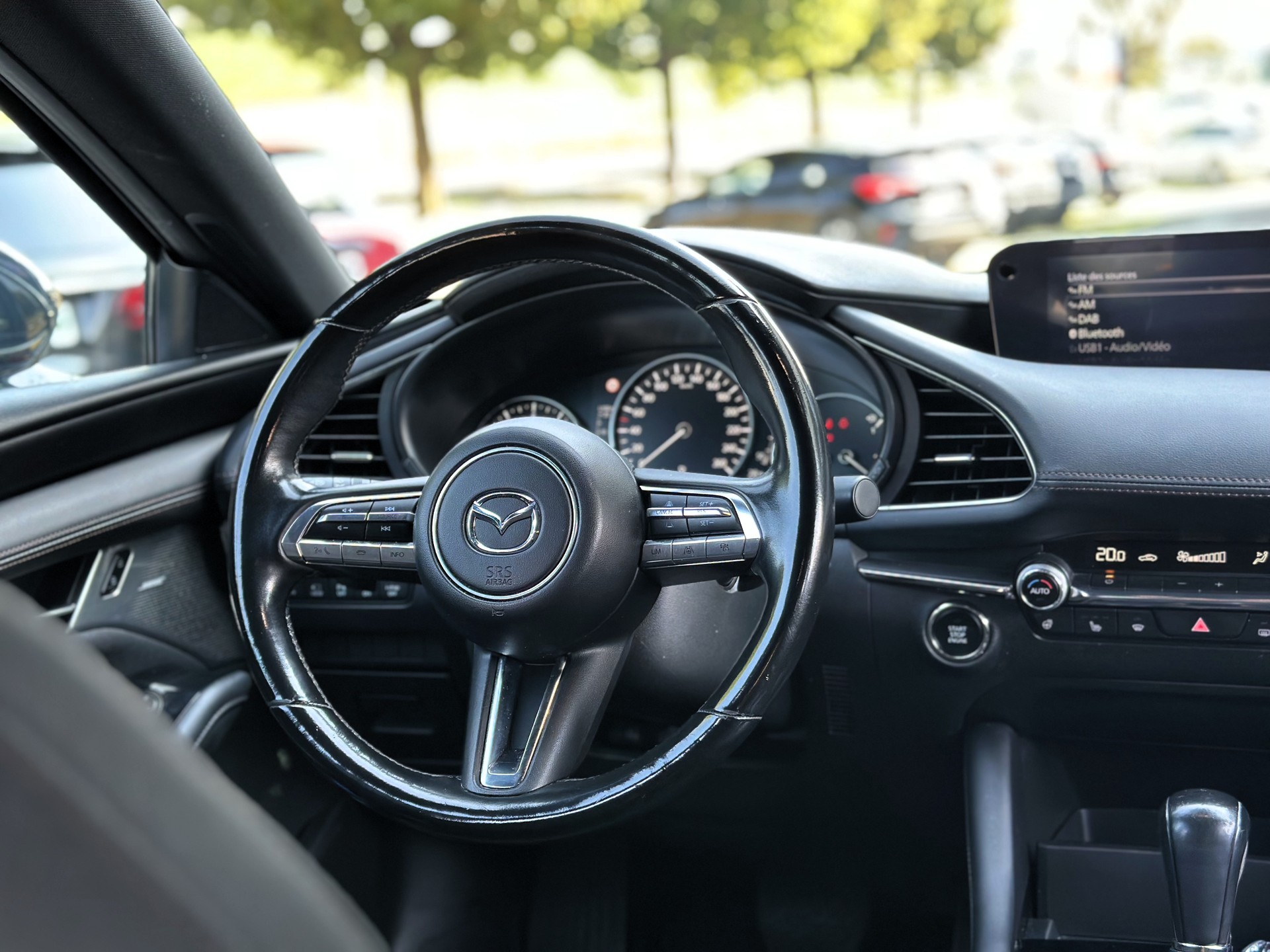 MAZDA 3 Hatchback SKYACTIV-X MHybrid 186 Homura AWD Automat-image-11