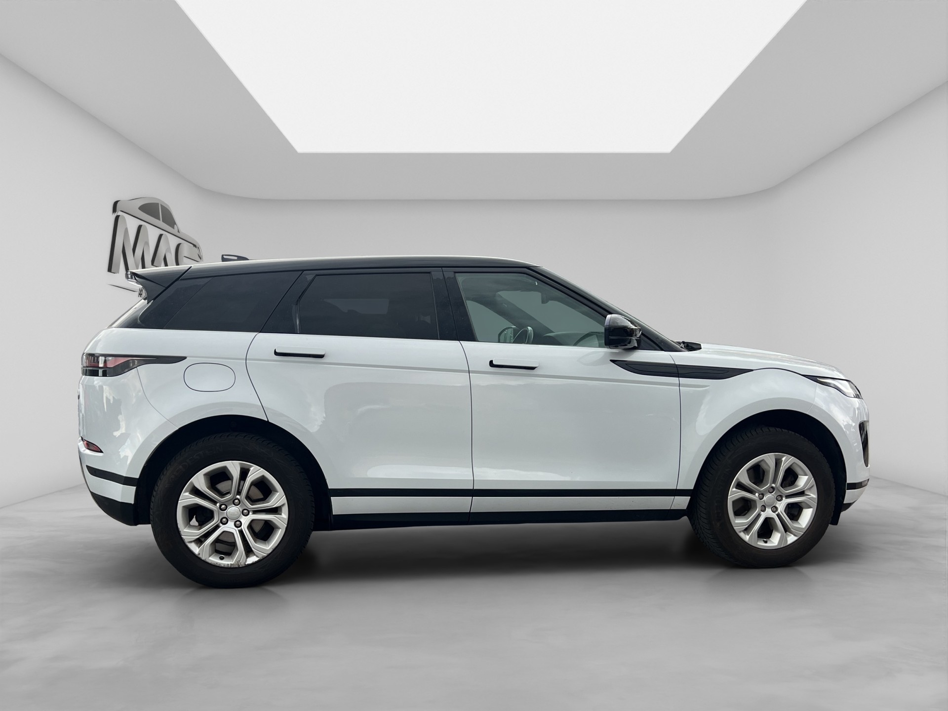 LAND ROVER Range Rover Evoque D 150 S AT9-image-6