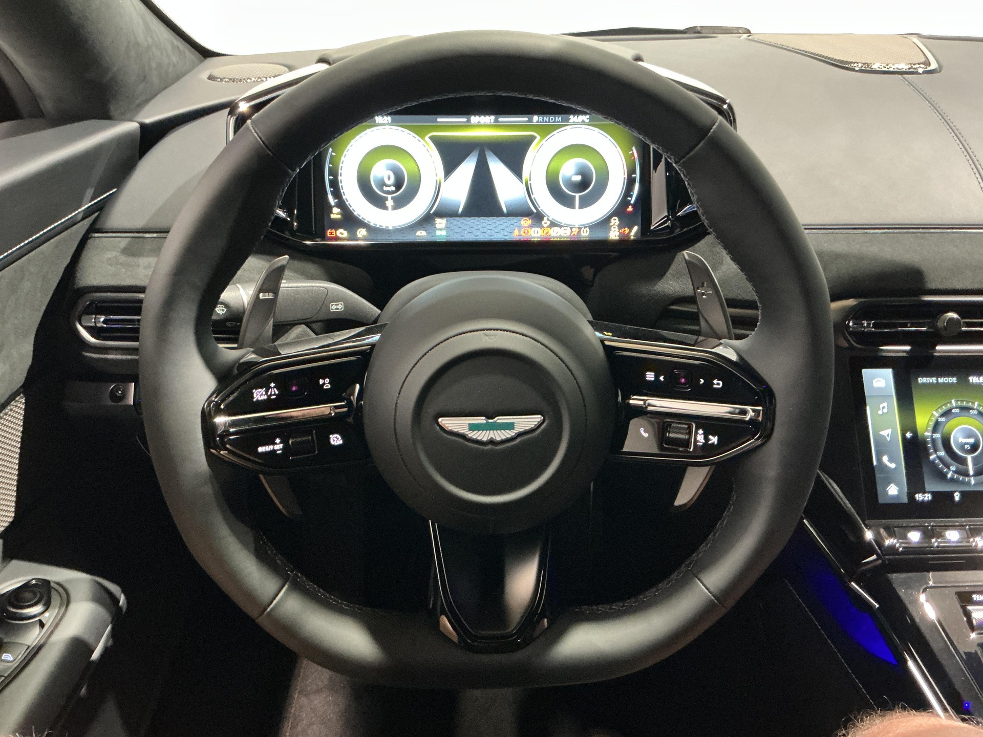 ASTON MARTIN V8 Vantage Coupé 4.0 S V8 Bi-Turbo-image-15
