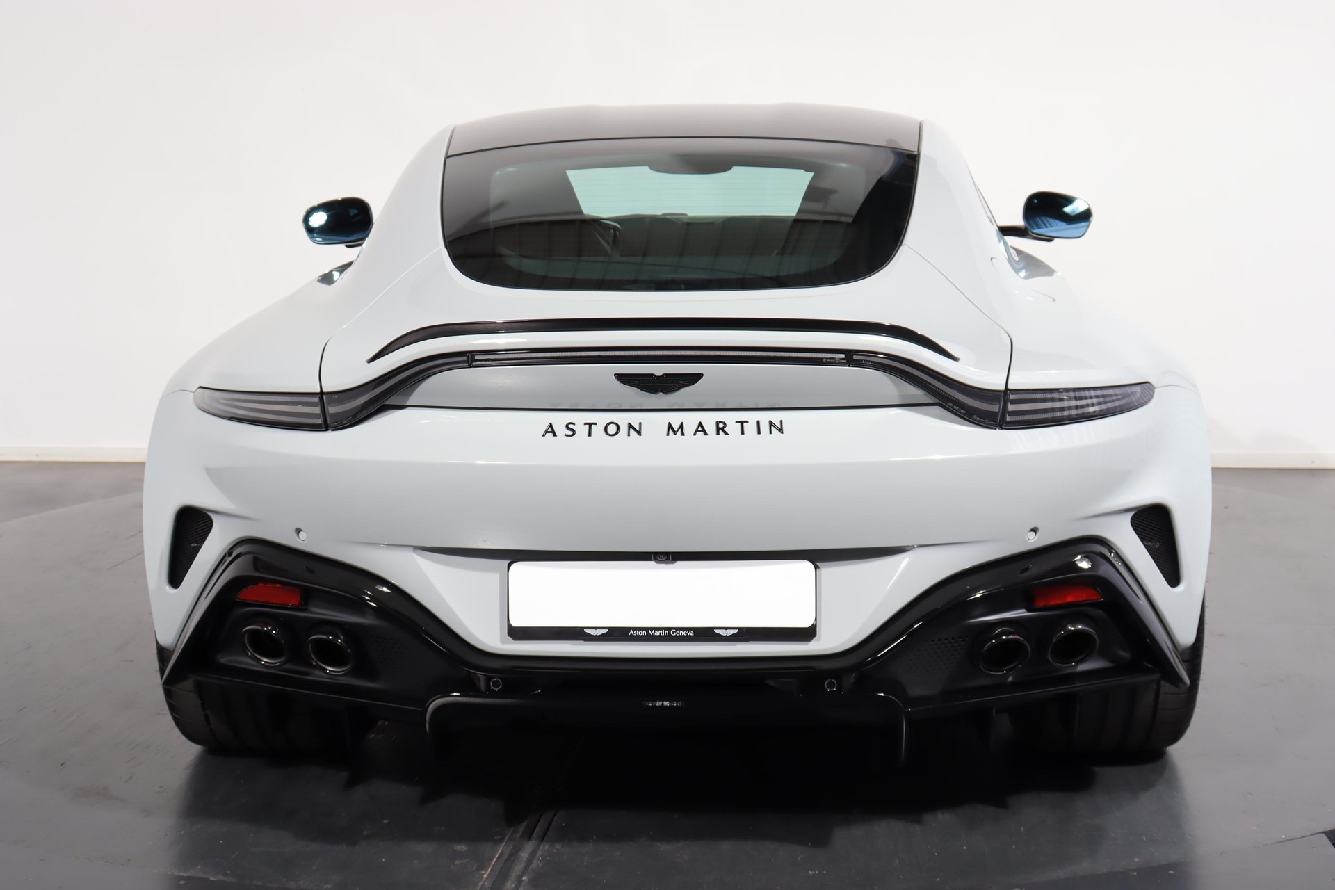 ASTON MARTIN V8 Vantage Coupé 4.0 S V8 Bi-Turbo-image-6