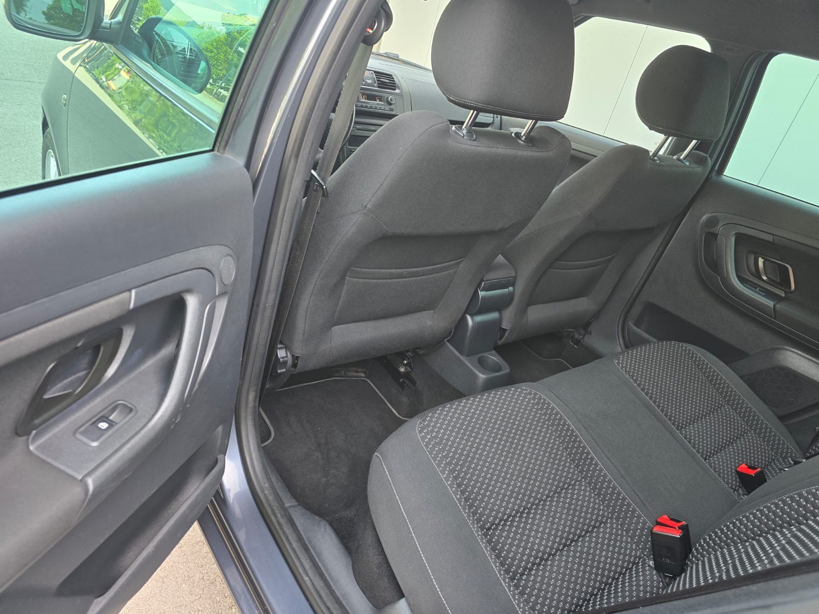 SKODA Fabia 1.4 TSI RS DSG-image-5