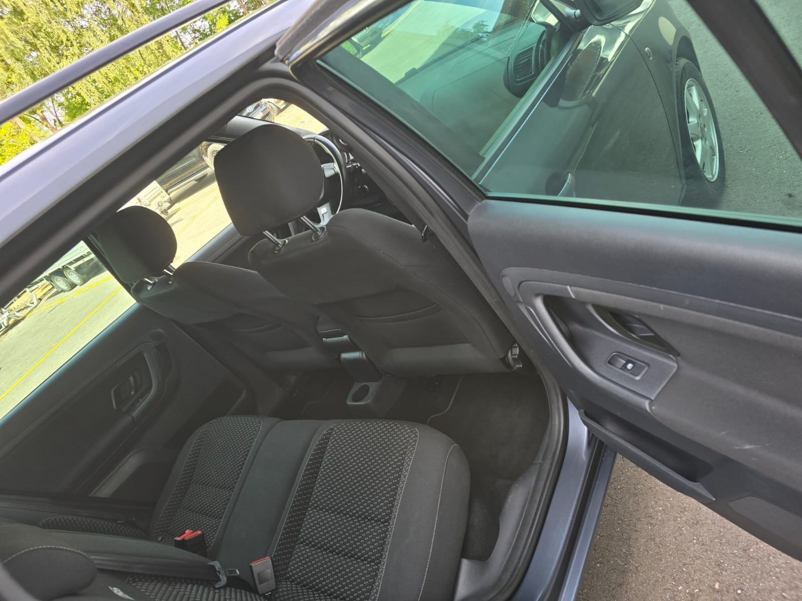 SKODA Fabia 1.4 TSI RS DSG-image-3