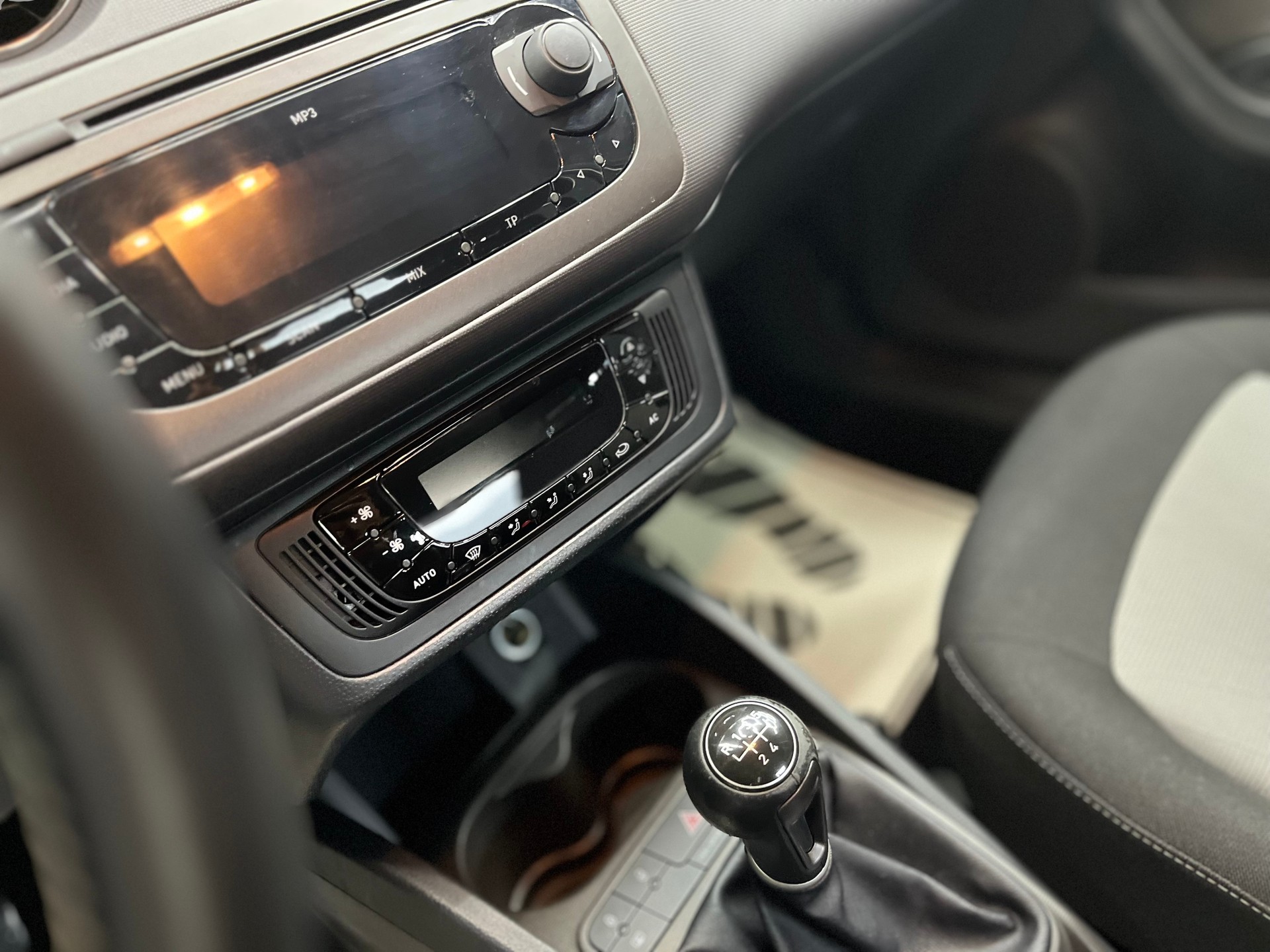 SEAT Ibiza 1.4 Style-image-14