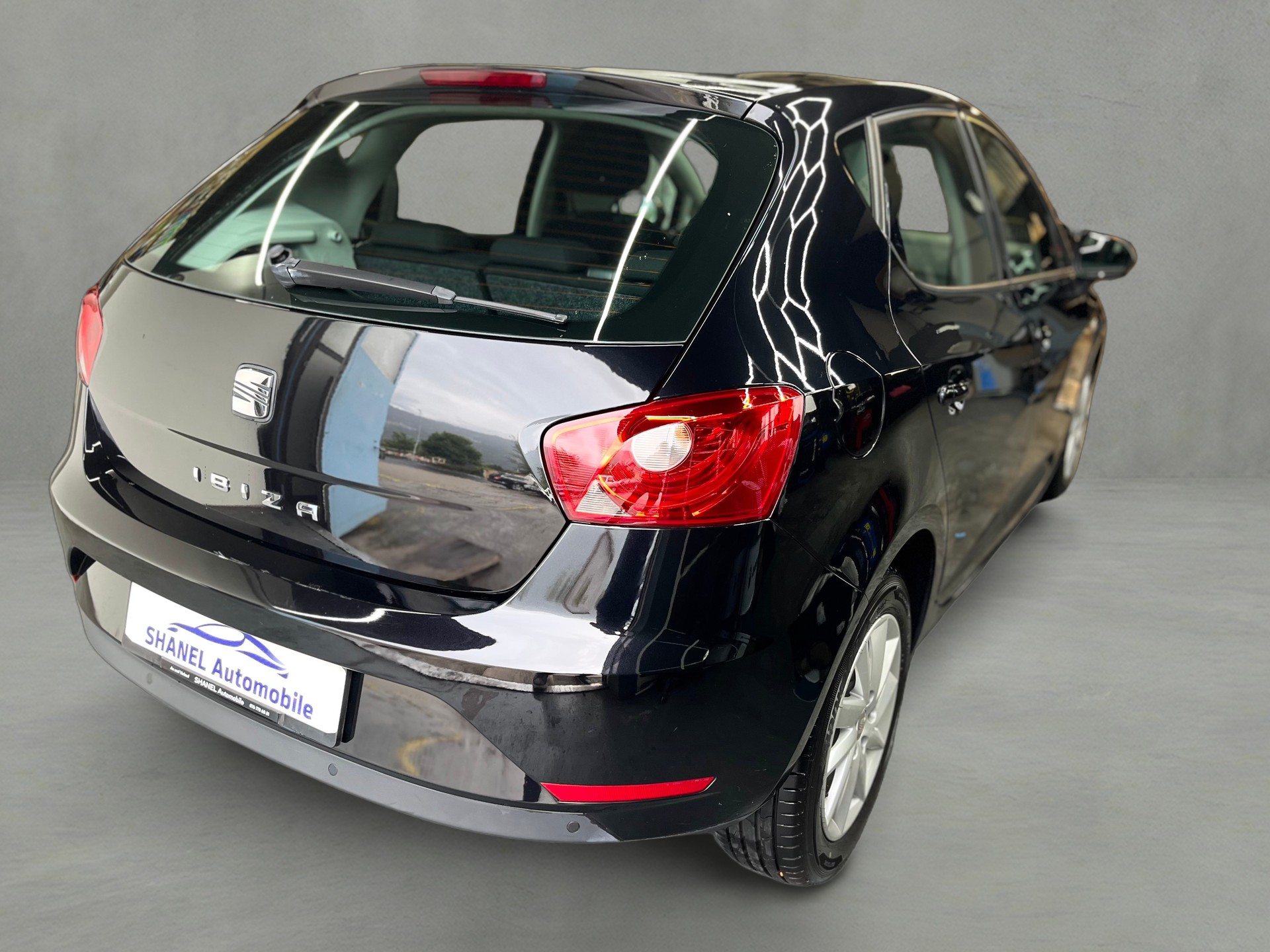 SEAT Ibiza 1.4 Style-image-7
