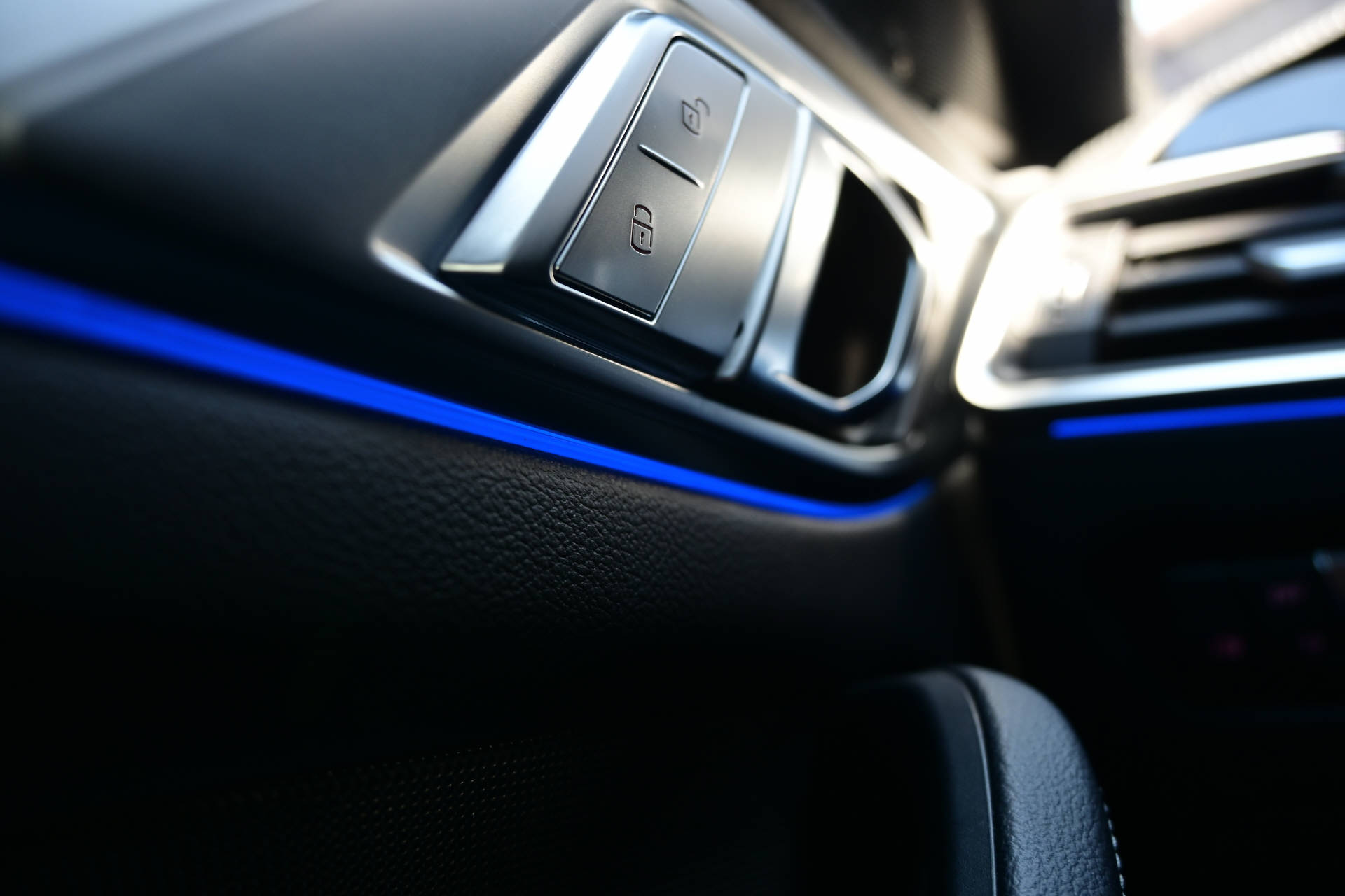 BMW M440i xDrive Coupé *gratis Service bis 100.000km*Head up Display*Harman Kardon*-image-23