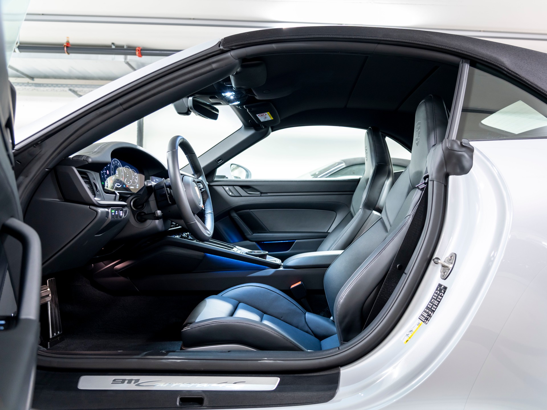 PORSCHE 911 Carrera 4S Cabriolet PDK-image-11