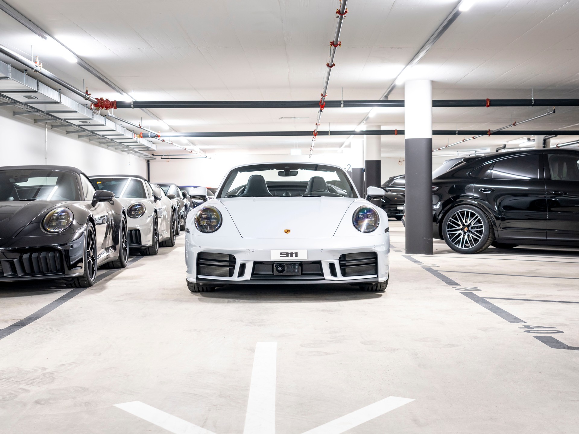 PORSCHE 911 Carrera 4S Cabriolet PDK-image-27