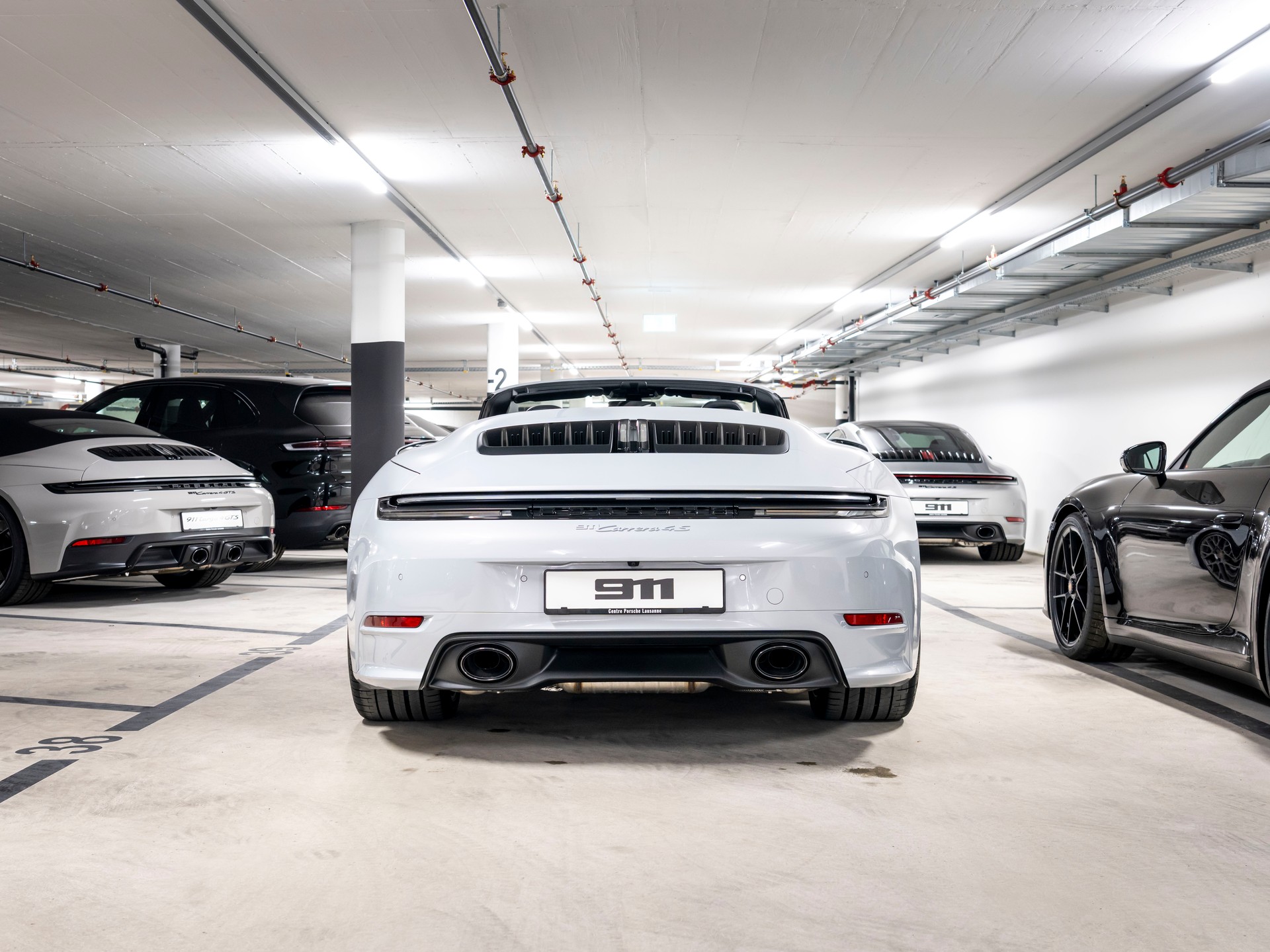 PORSCHE 911 Carrera 4S Cabriolet PDK-image-28