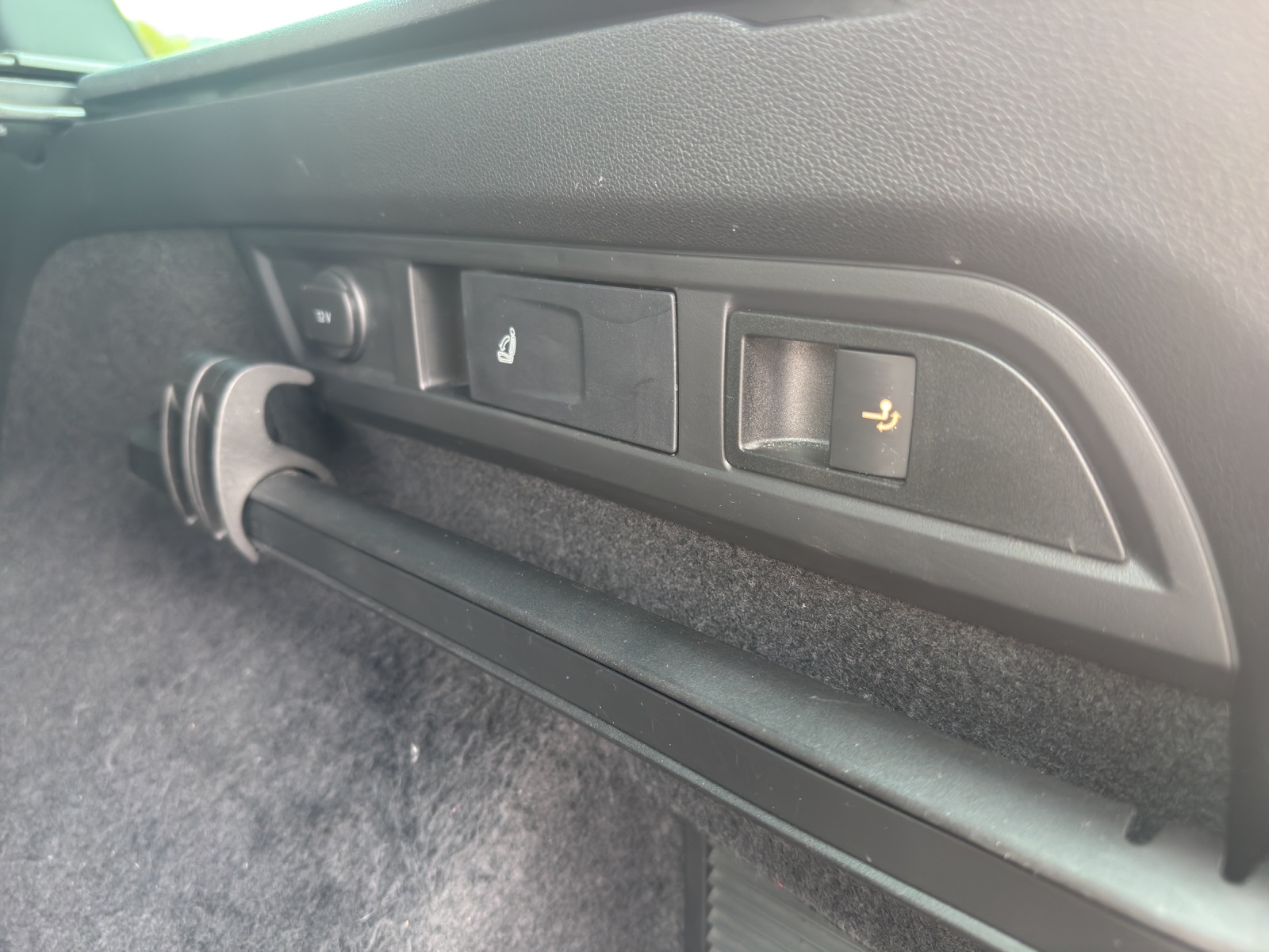 SKODA I AHK I 360 Kamera I Pano I Head-Up- Display I Standheizung I-image-19