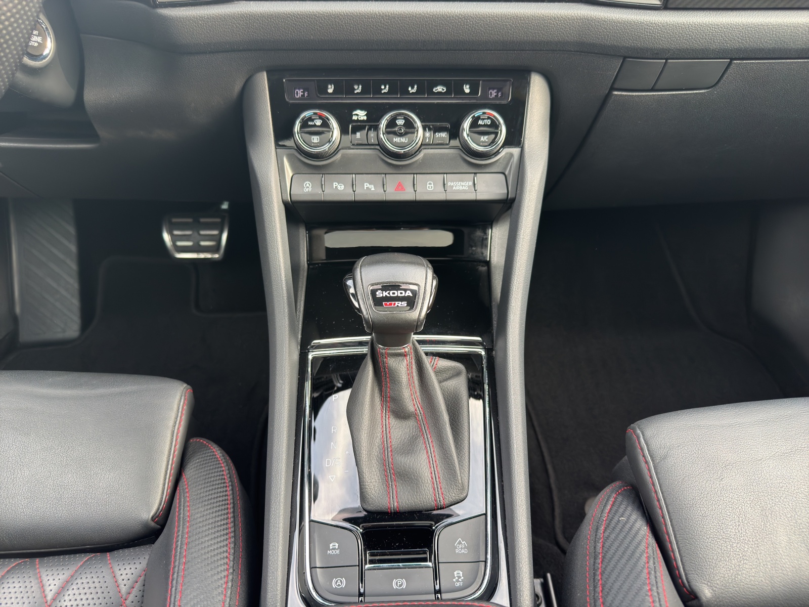 SKODA I AHK I 360 Kamera I Pano I Head-Up- Display I Standheizung I-image-10