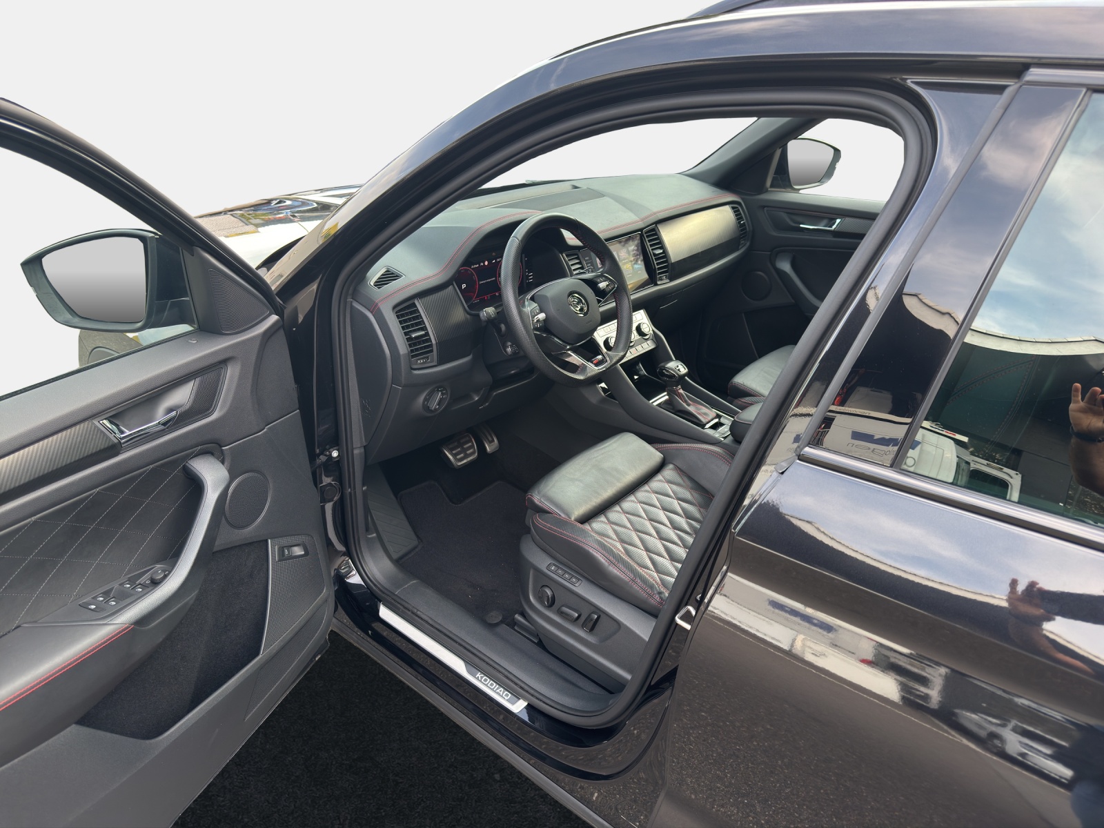 SKODA I AHK I 360 Kamera I Pano I Head-Up- Display I Standheizung I-image-17