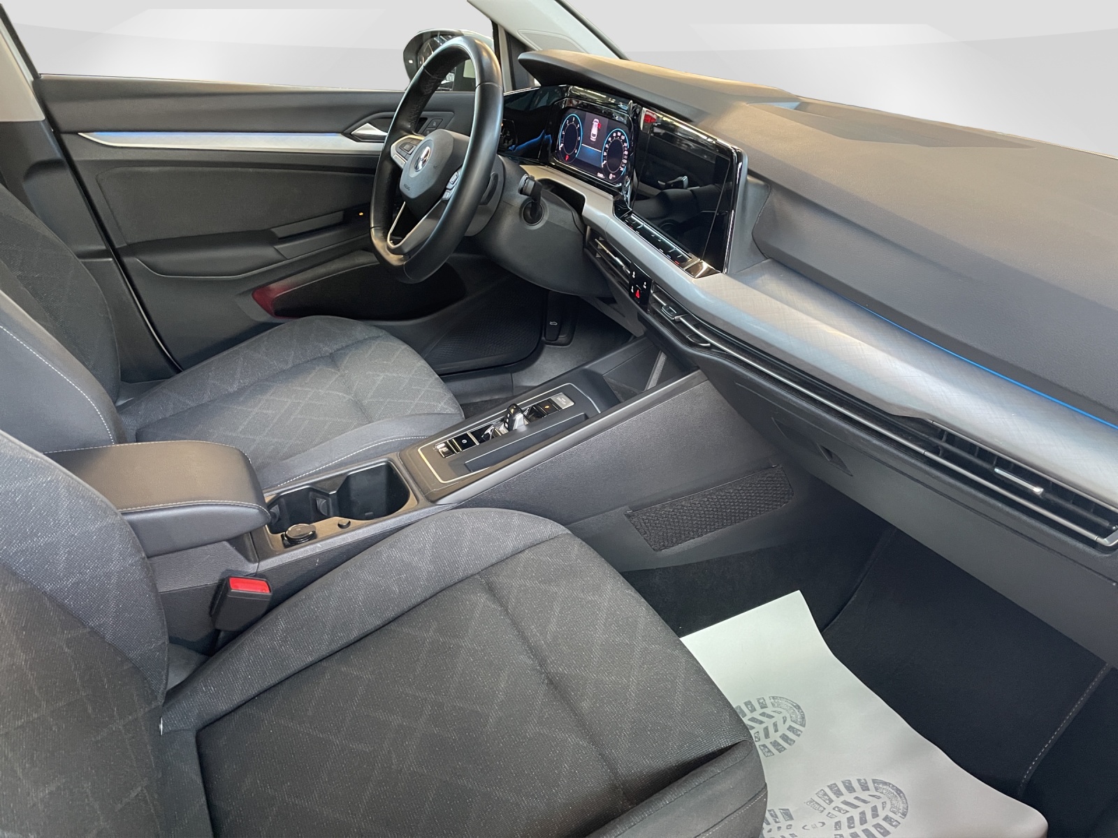 VW Golf VIII Variant 2.0 TDI Life DSG-image-13