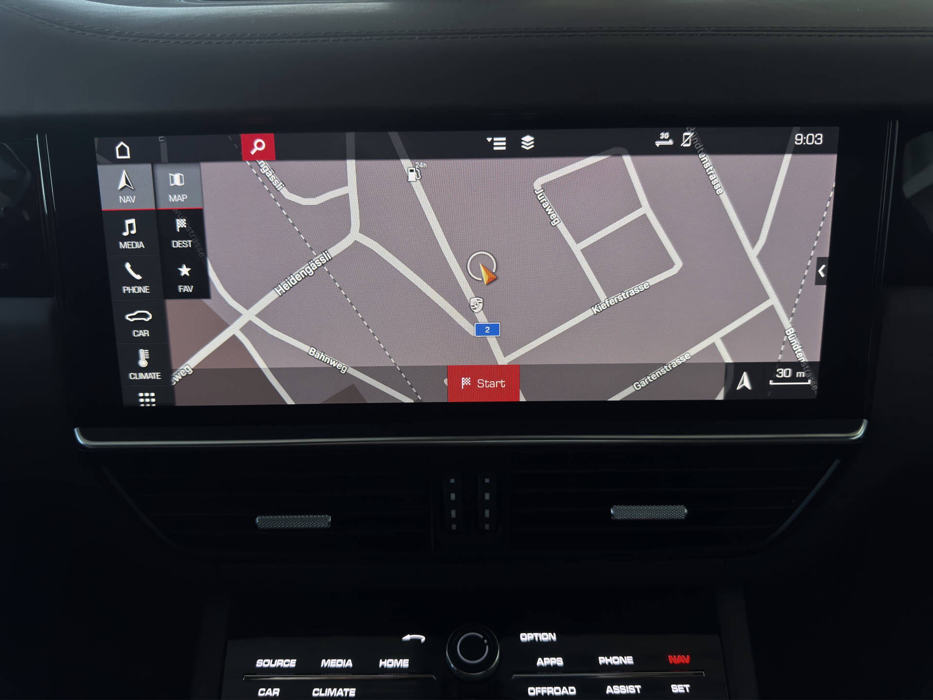 PORSCHE Cayenne Turbo-image-9