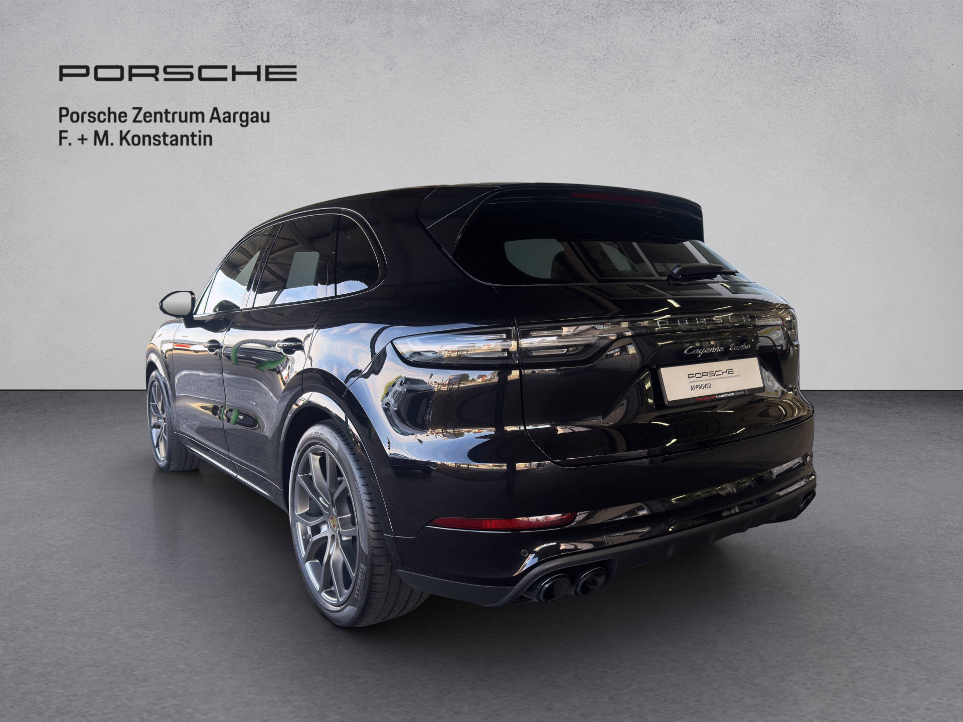 PORSCHE Cayenne Turbo-image-3