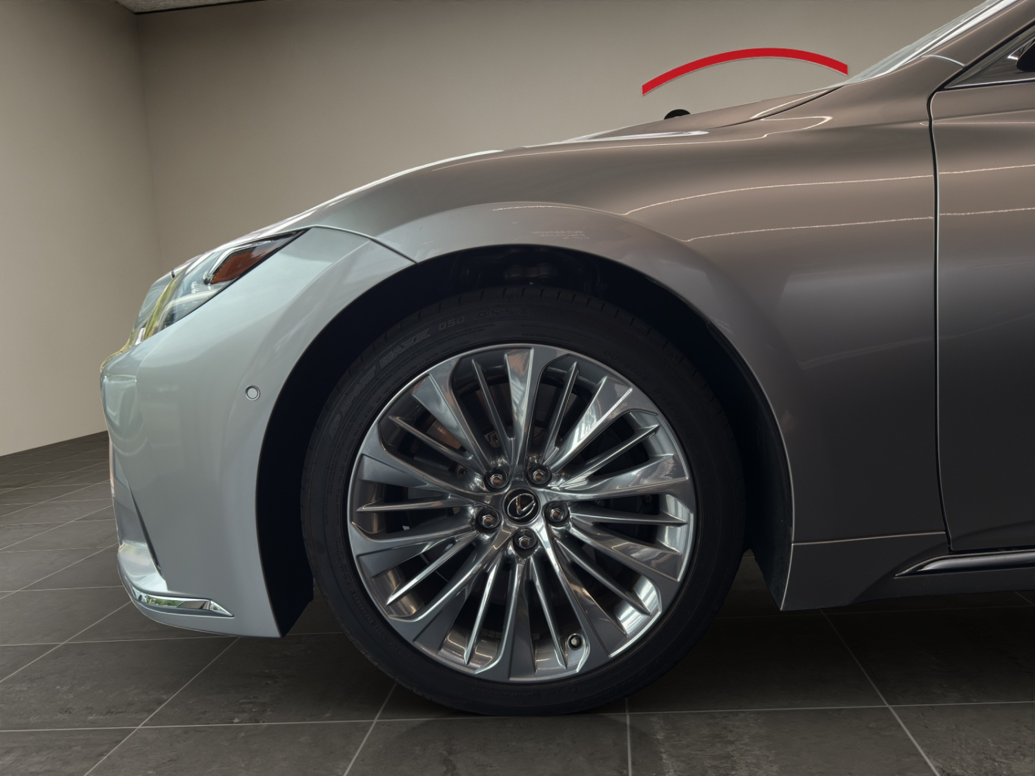 LEXUS LS 500h Excellence AWD-image-21
